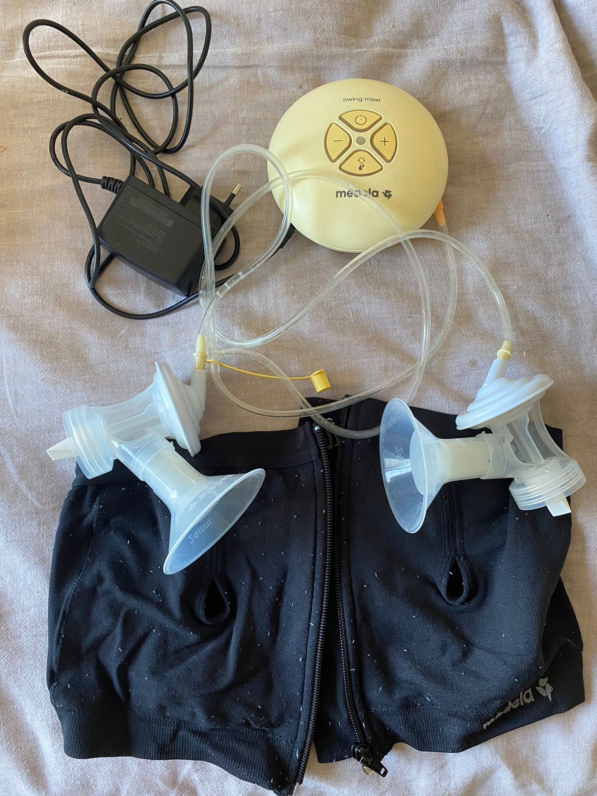 (#PG2961) Extractor de leche eléctrico Swing Maxi + Sostén. Marca Medela