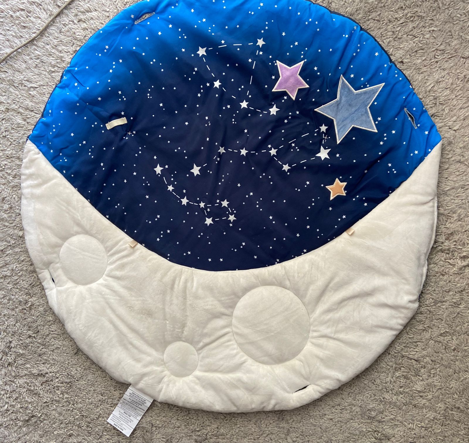 (#PG2977) Gimnasio Celestial Dreams. Marca Skip Hop