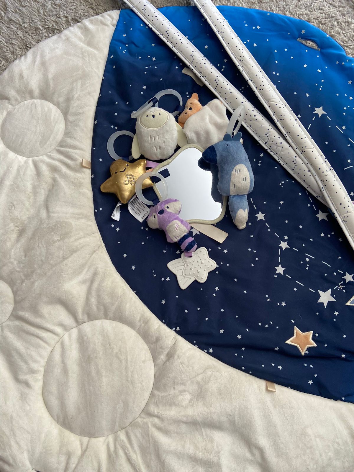 (#PG2977) Gimnasio Celestial Dreams. Marca Skip Hop