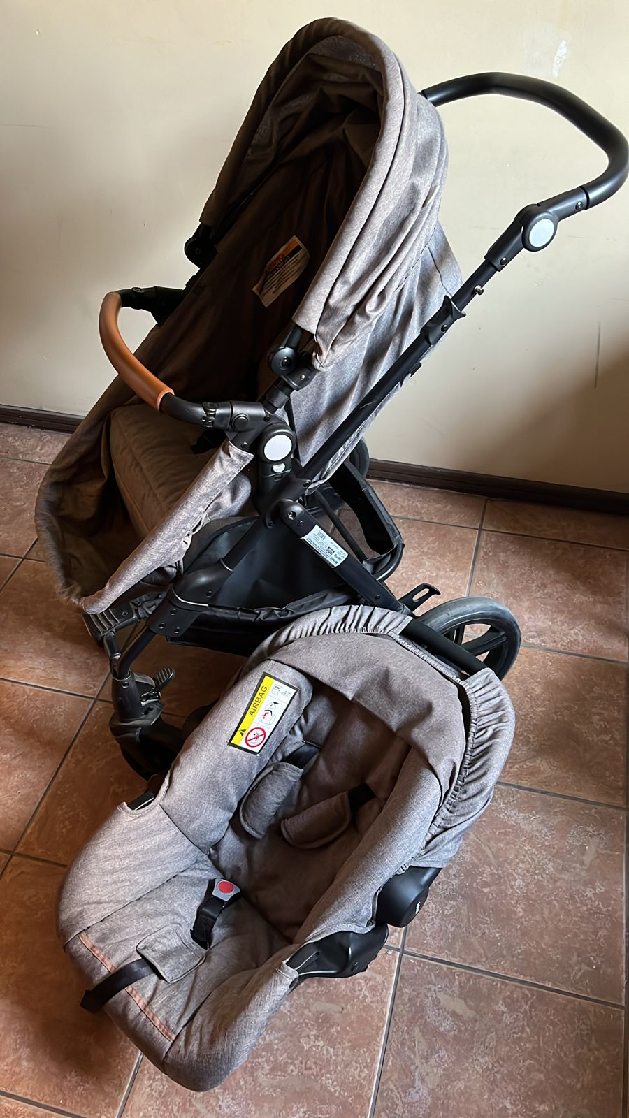 (#PG3005) Coche Travel System modelo Cloud. Marca Infanti