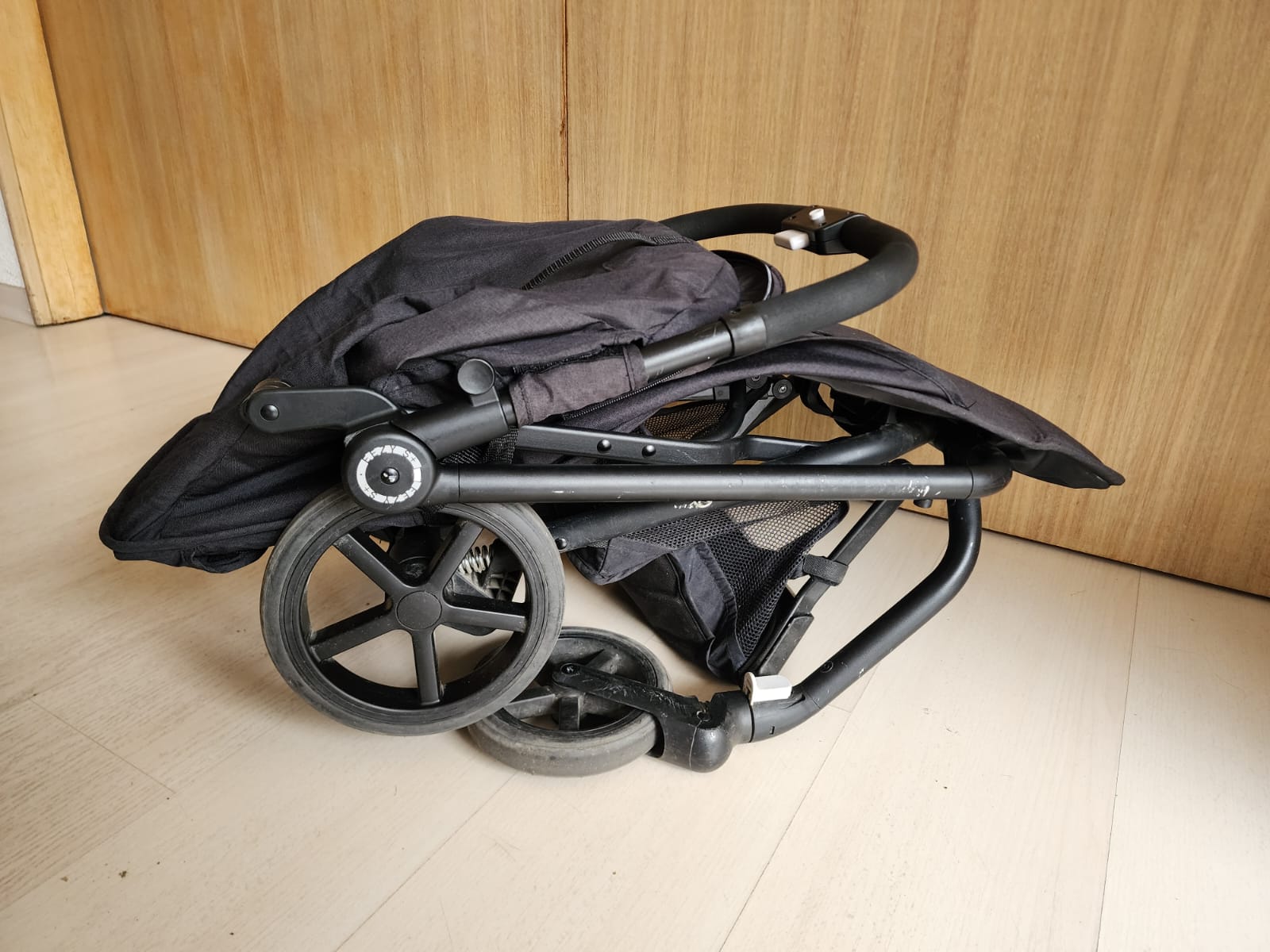 (#PG3067) Coche Eezy S+ + Apoyabrazos + Tapasol. Marca Cybex