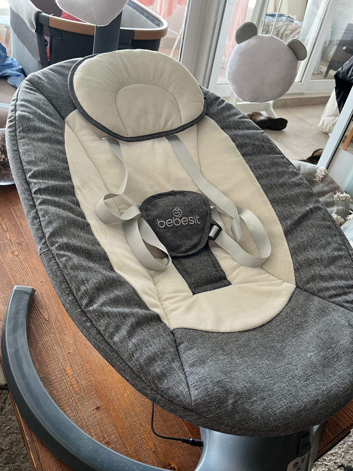 (#PG3068) Silla nido mecedora. Marca Bebesit