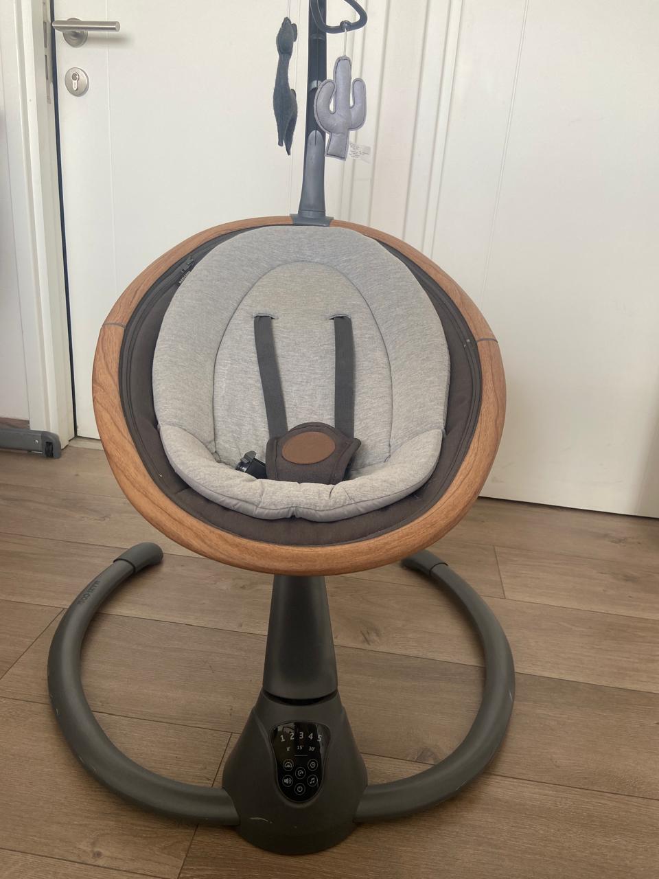 (#PG3089) Mecedora. Marca Maxi Cosi