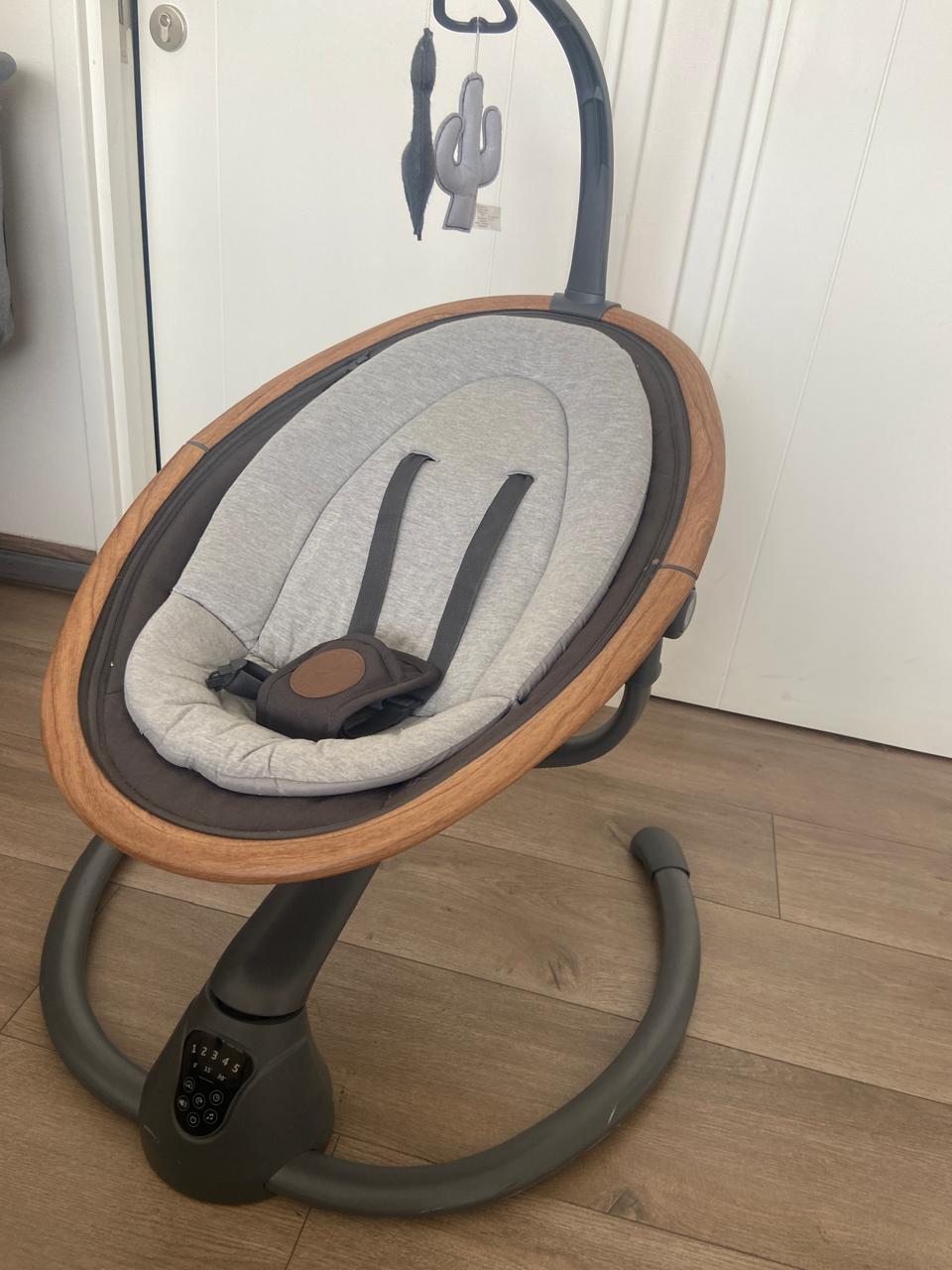 (#PG3089) Mecedora. Marca Maxi Cosi