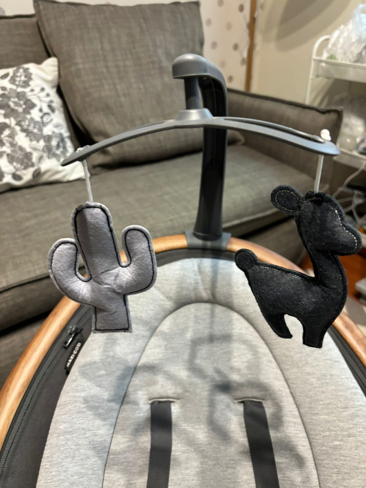 (#PG3093) Mecedora. Marca Maxi Cosi