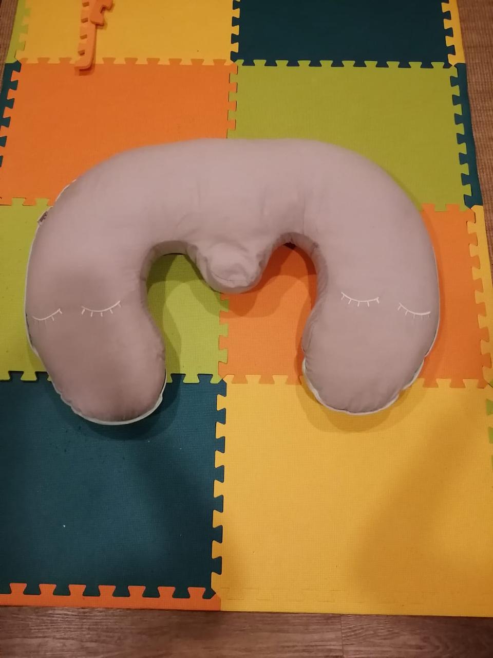 (#PG3102) Cojín de lactancia gemelar. Marca Nueve Lunas