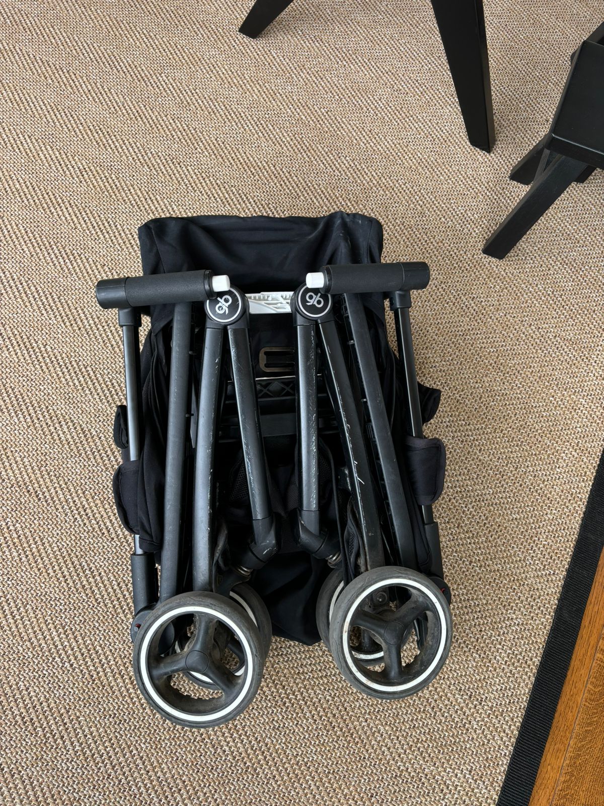 (#PG3150) Coche de paseo modelo Pockit Plus All City. Marca GB