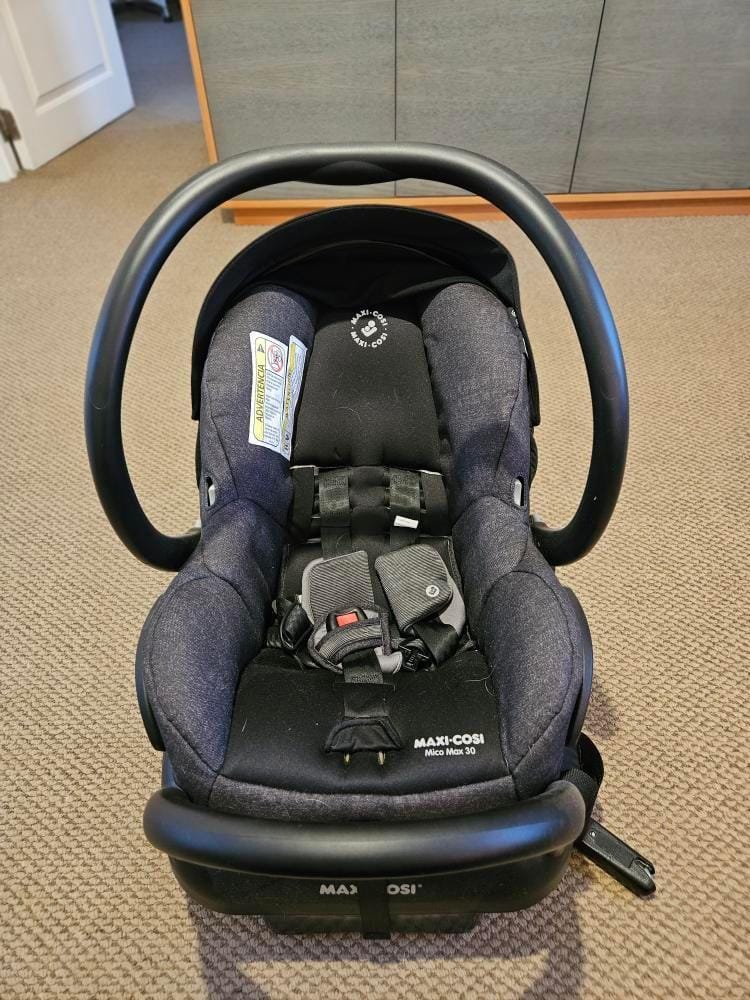 (#PG3161) Huevito modelo Mico Max. Marca Maxi Cosi