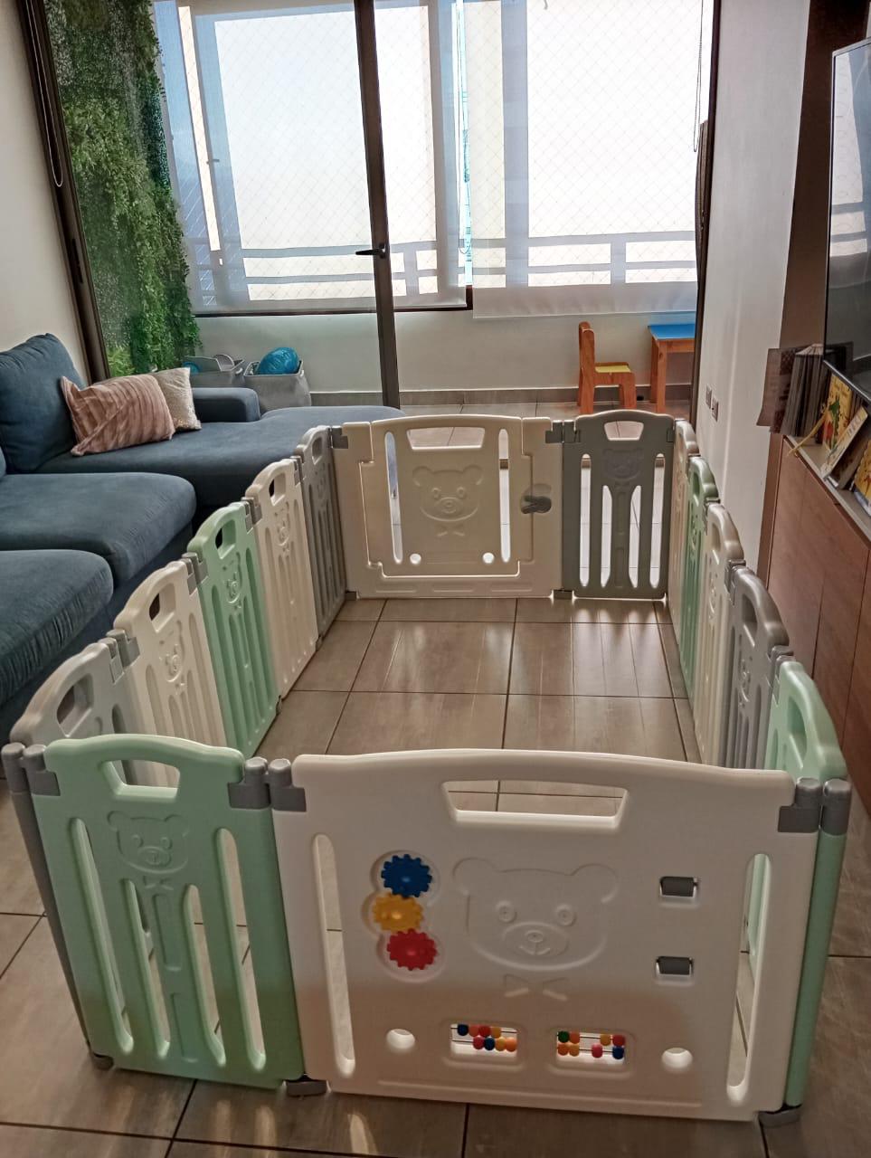 (#PG3184) Corral de plástico plegable. Marca Bebeco