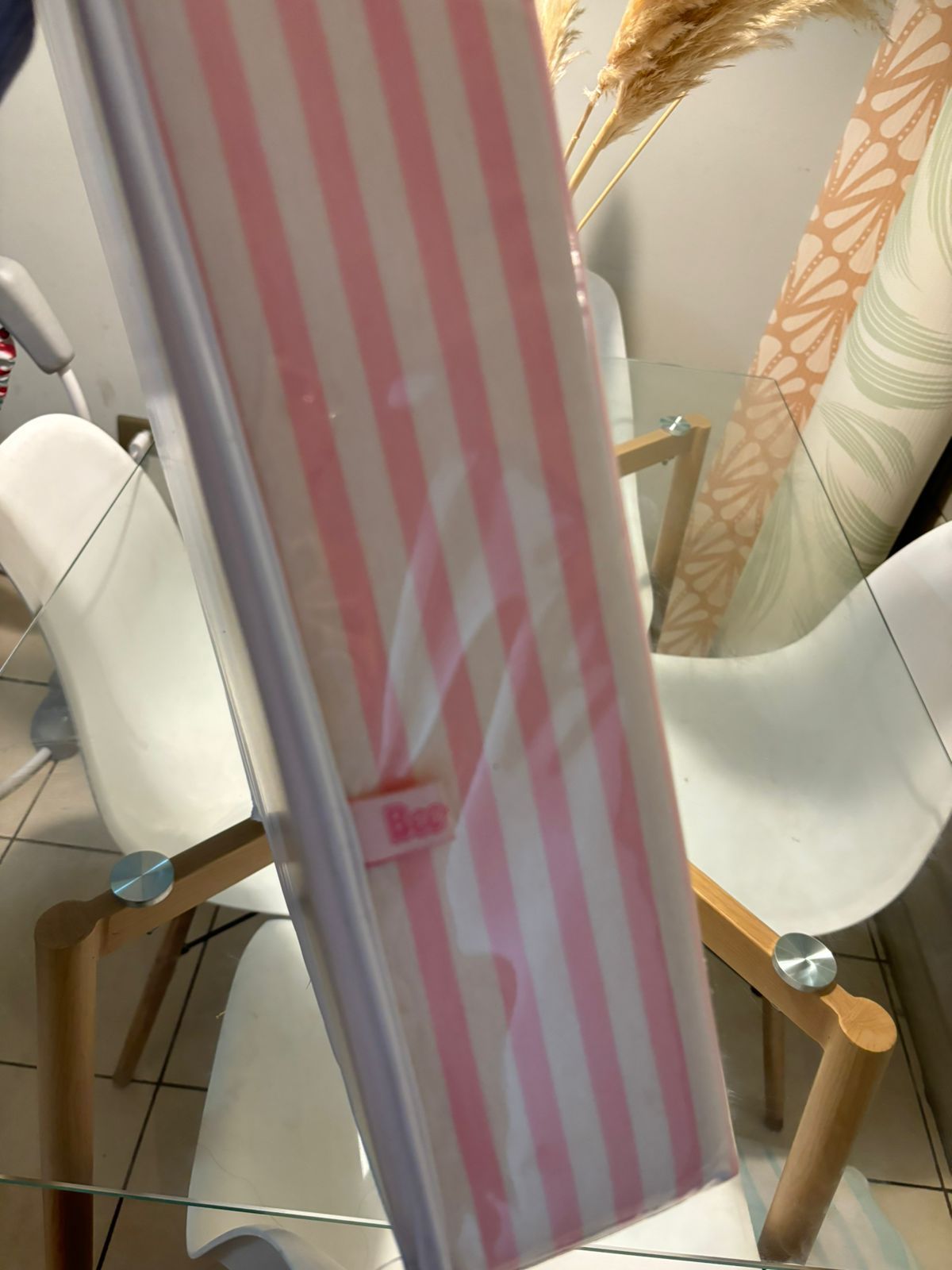 (#PG3185) Mudador Anatómico. Marca Bee Bee