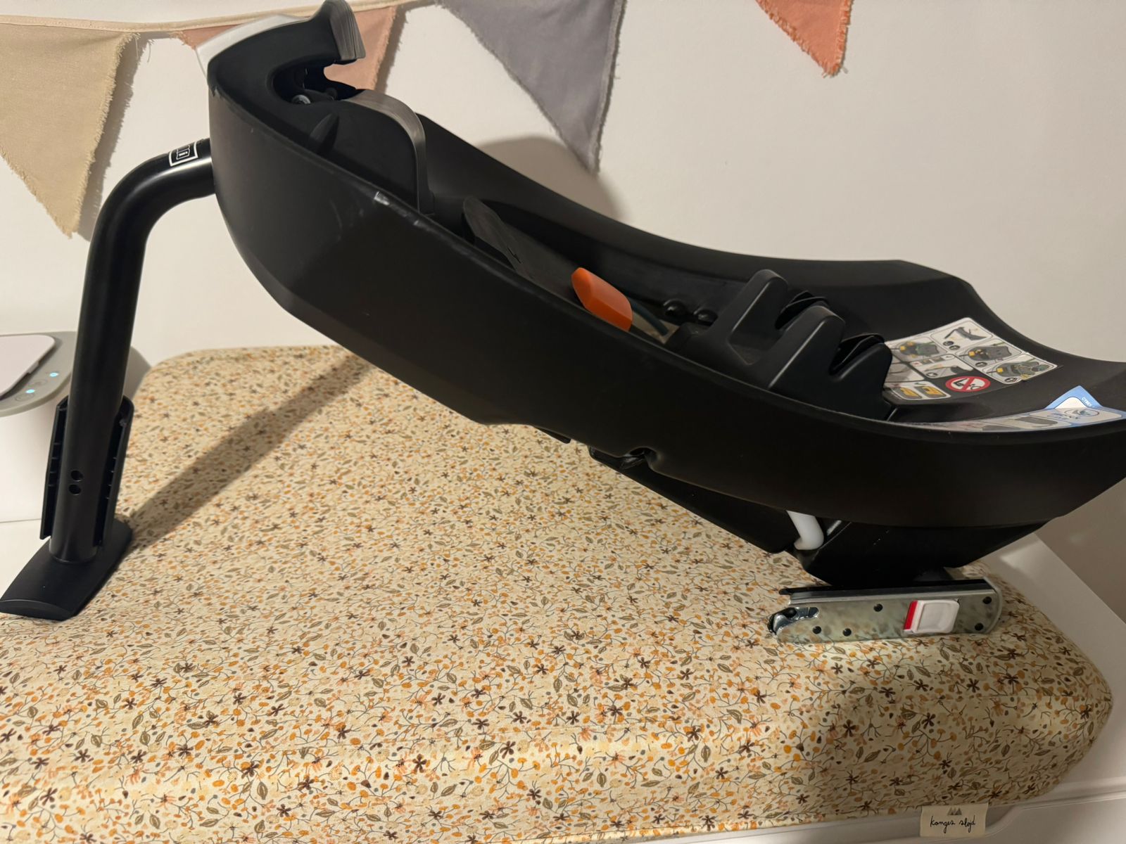 (#PG3207) Silla nido Aton 5 + Base 2 Isofix. Marca Cybex