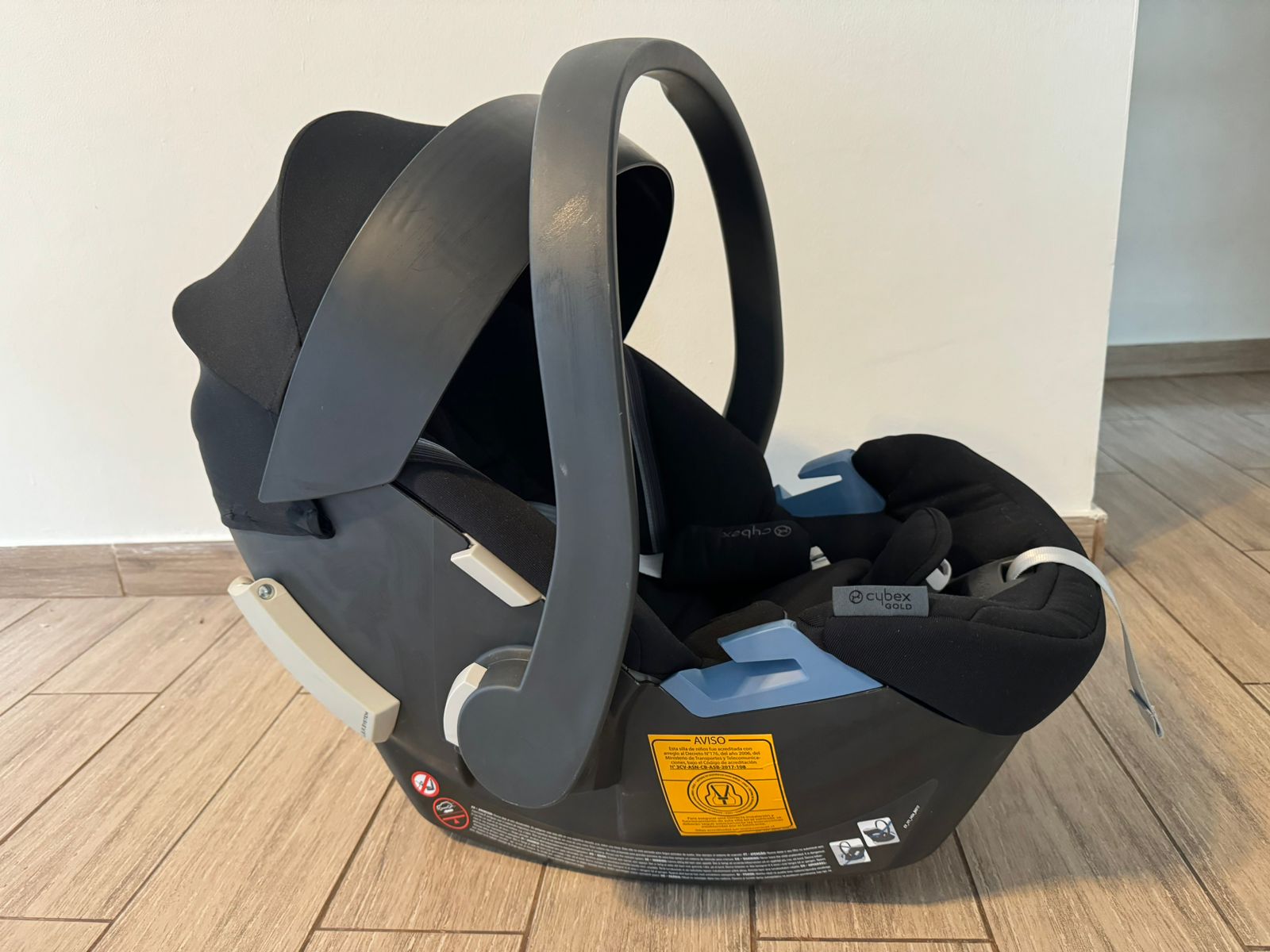 (#PG3207) Silla nido Aton 5 + Base 2 Isofix. Marca Cybex