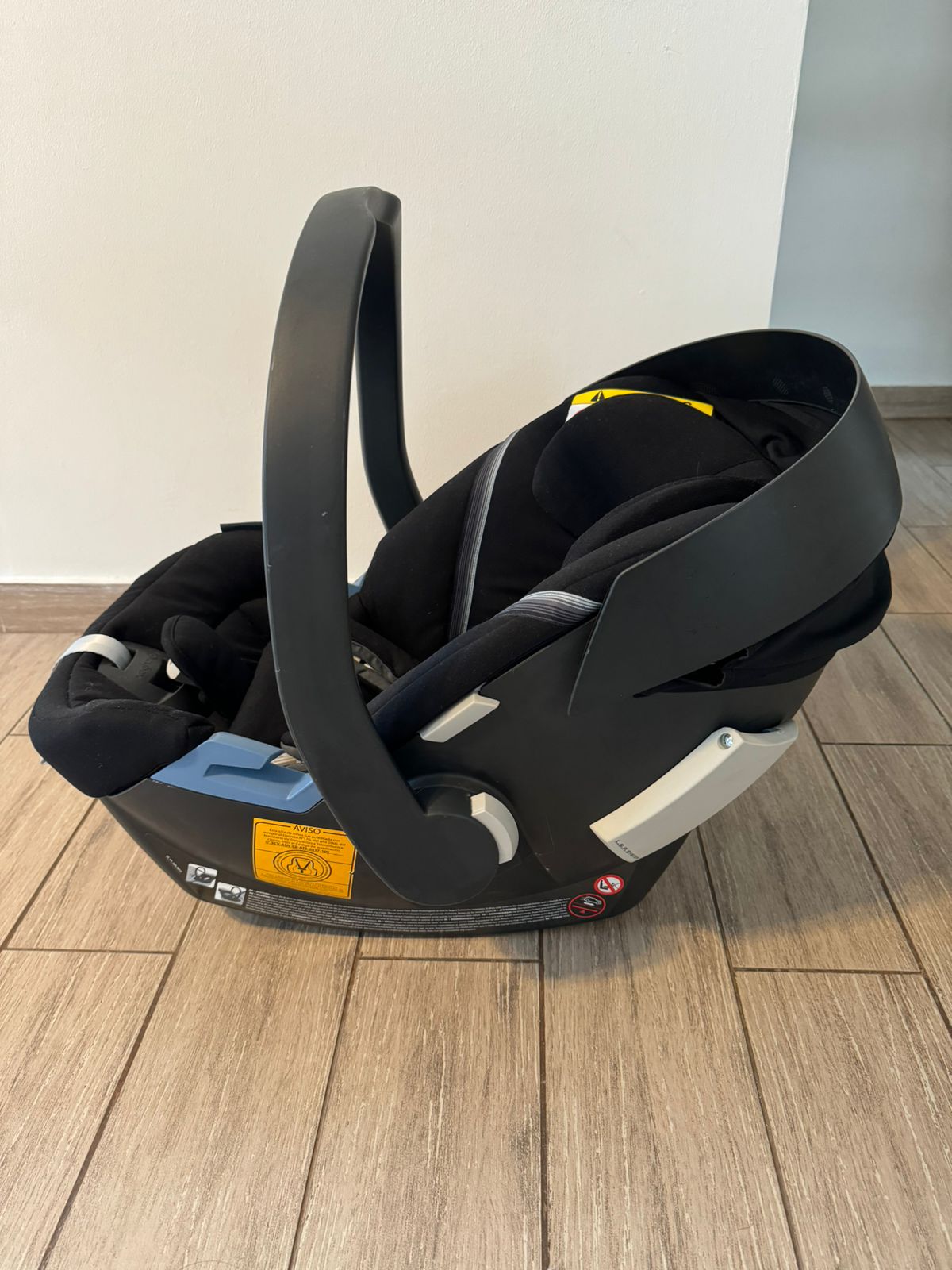 (#PG3207) Silla nido Aton 5 + Base 2 Isofix. Marca Cybex
