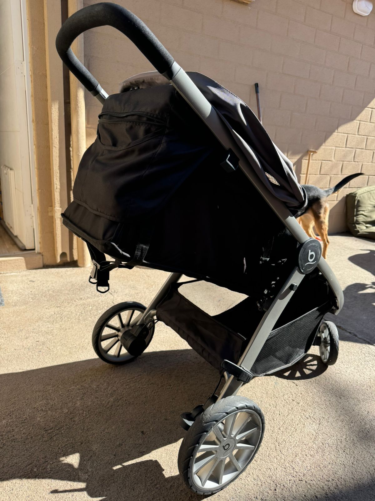 (#PG3211) Coche B-Lively. Marca Britax