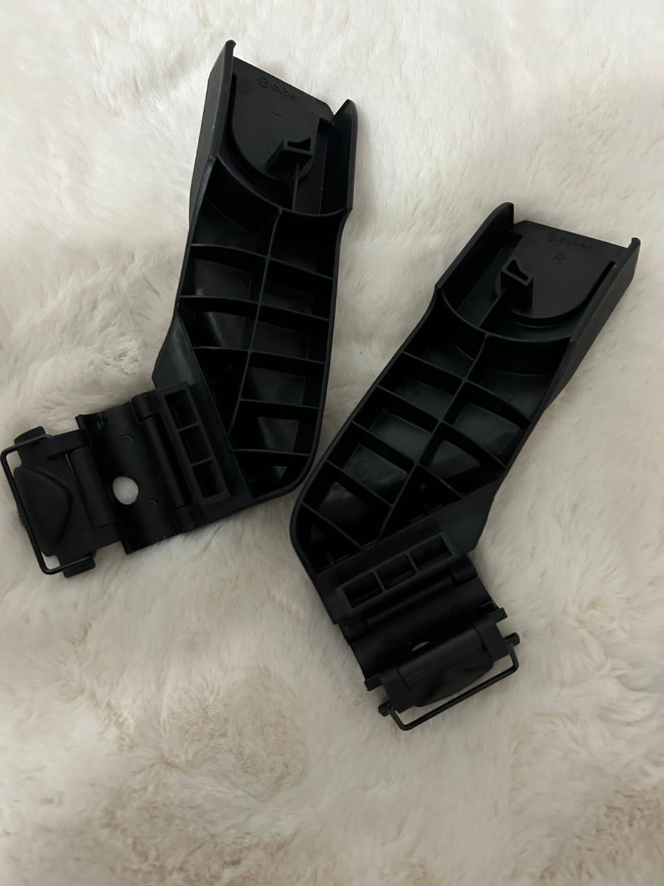 (#PG3222) Adaptador Eezy S Twist. Marca Cybex