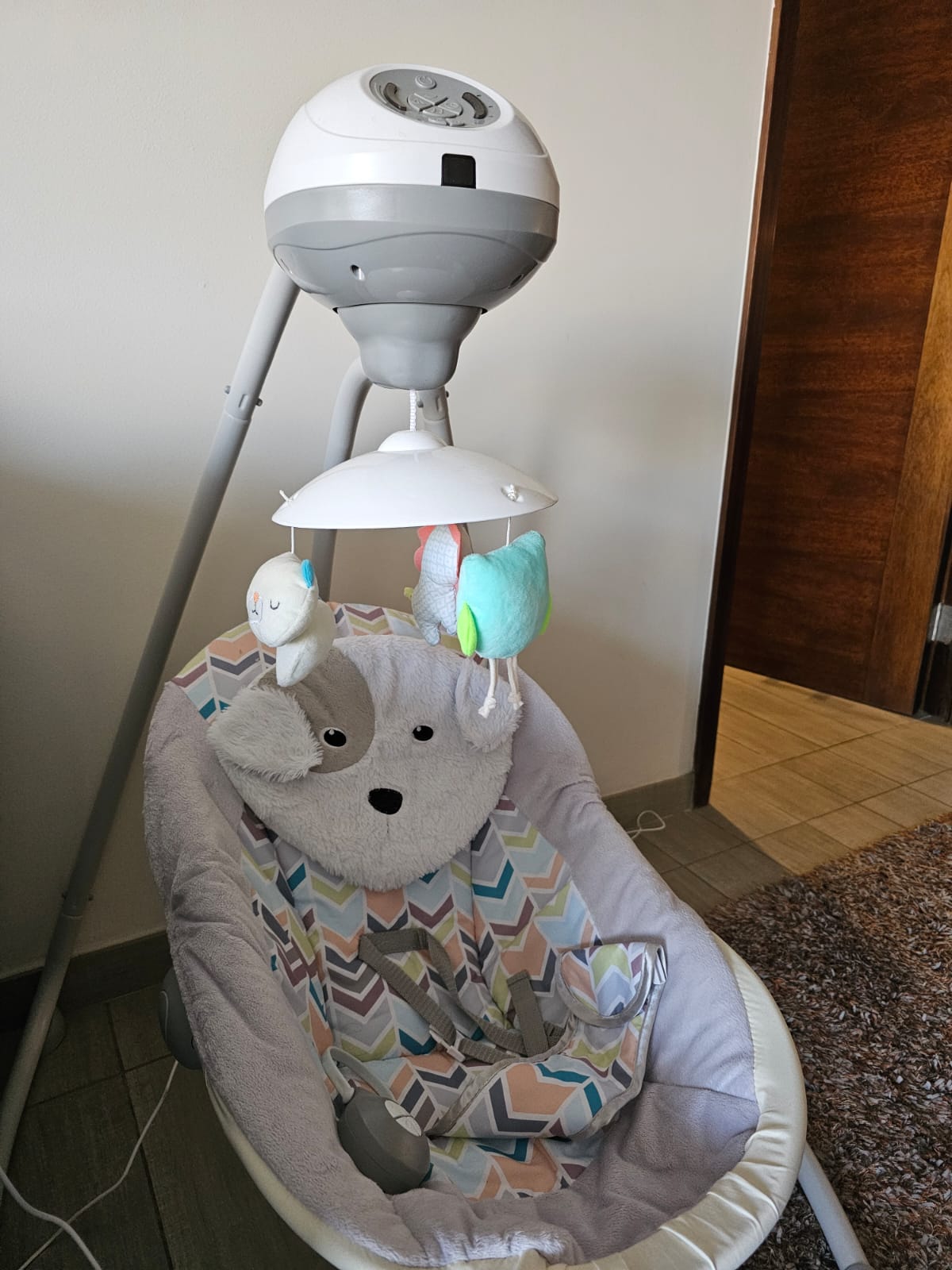 (#PG3228) Silla nido mecedora. Marca Bebeglo