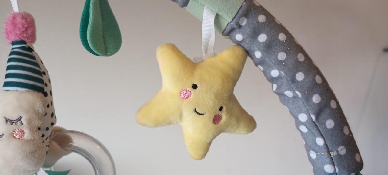 (#PG3232) Arco con sonido luna. Marca Taf Toys