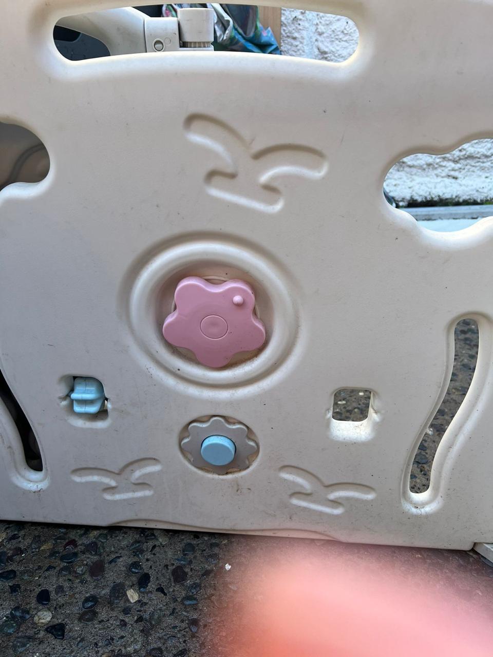 (#PG3239) Corral plegable. Marca Estadounidense