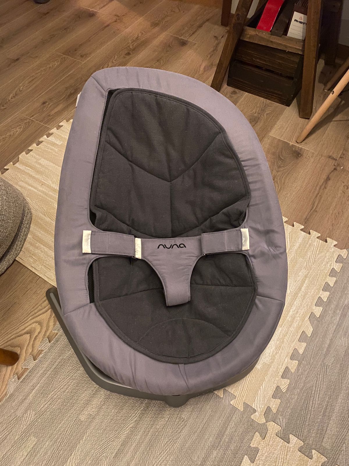 (#PG3267) Mecedora bebé Nuna Leaf. Marca Nuna
