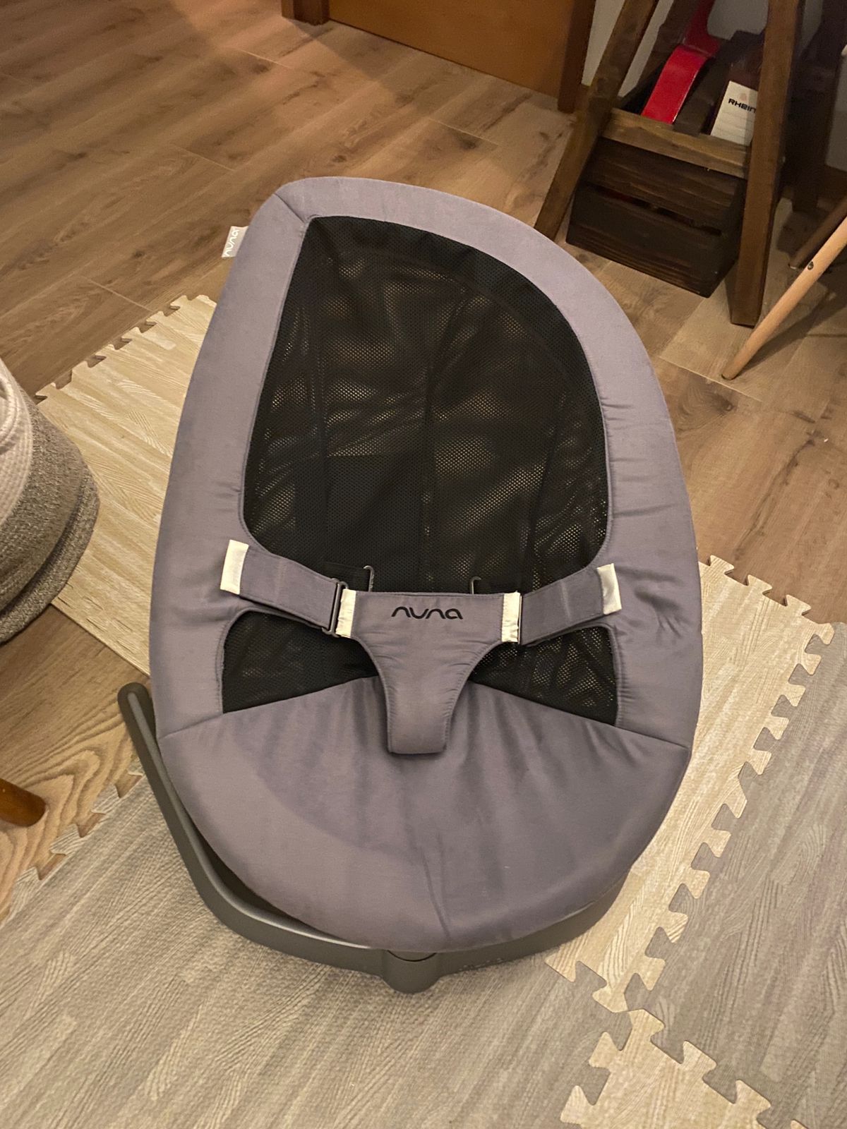 (#PG3267) Mecedora bebé Nuna Leaf. Marca Nuna
