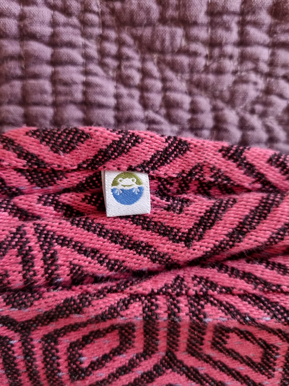 (#PG3275) Fular Dark Aurora Cube. Marca Little Frog