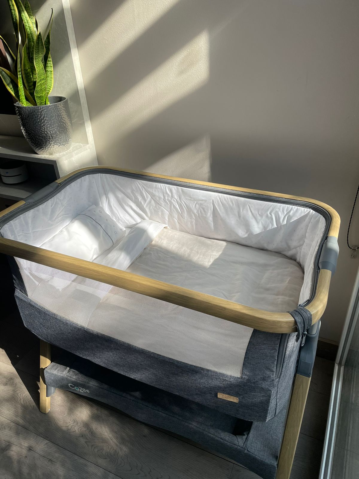 (#PG3281) Cuna Colecho Modelo Cozee. Marca Tutti Bambini