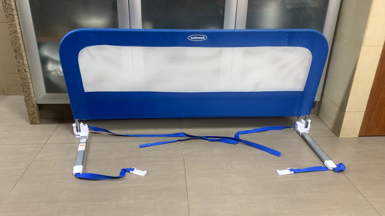 (#PG3304) Baranda de cama. Marca Bebesit