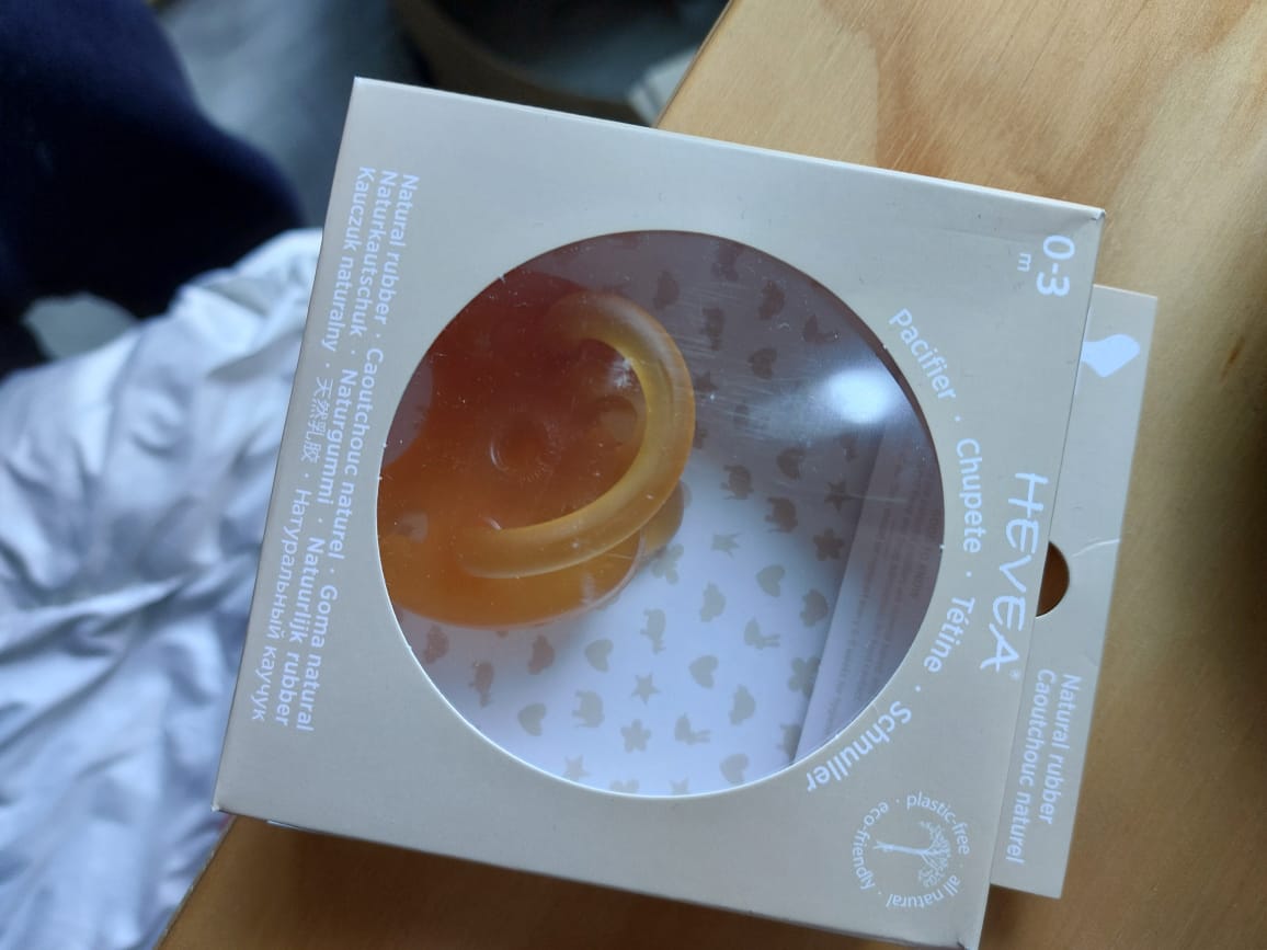 (#PG3306) Chupete 0-3 meses. Marca HEVEA