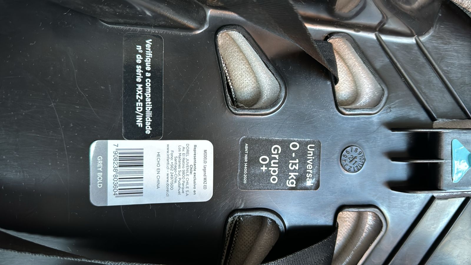 (#PG3309) Coche Legend Grey. Marca Infanti