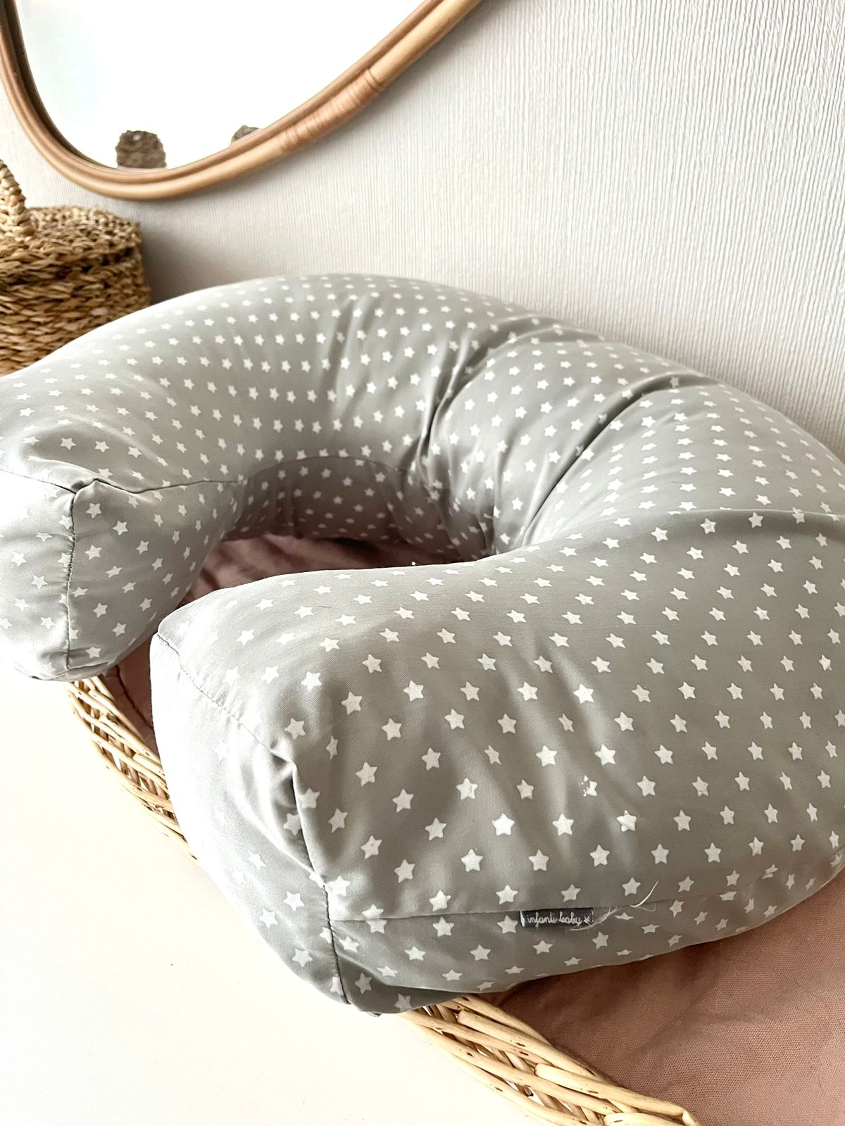 (#PG3335) Cojín de lactancia. Marca Infanti