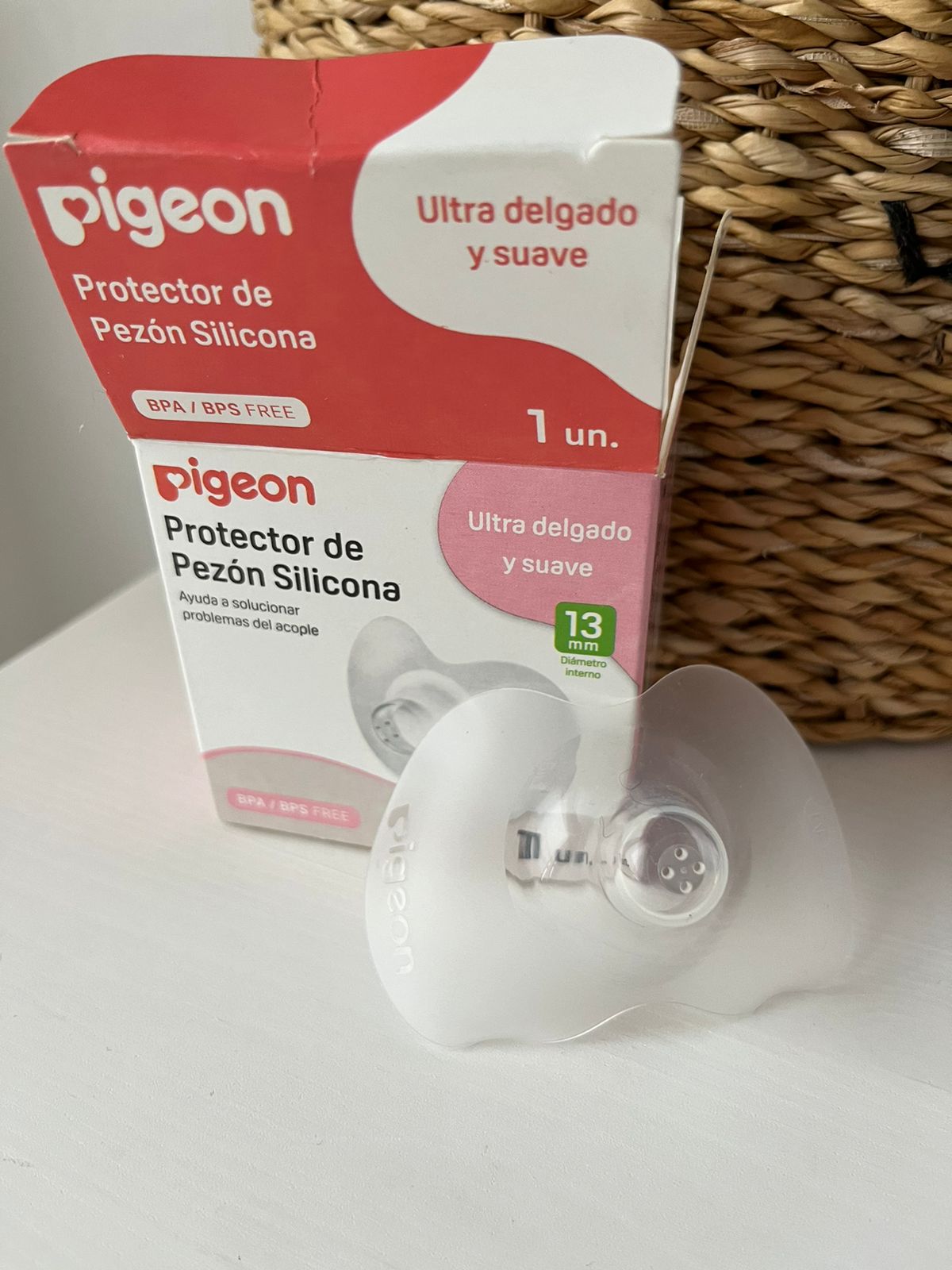 (#PG3350) Amapola + Protector de pezón. Marca Medela y Pigeon