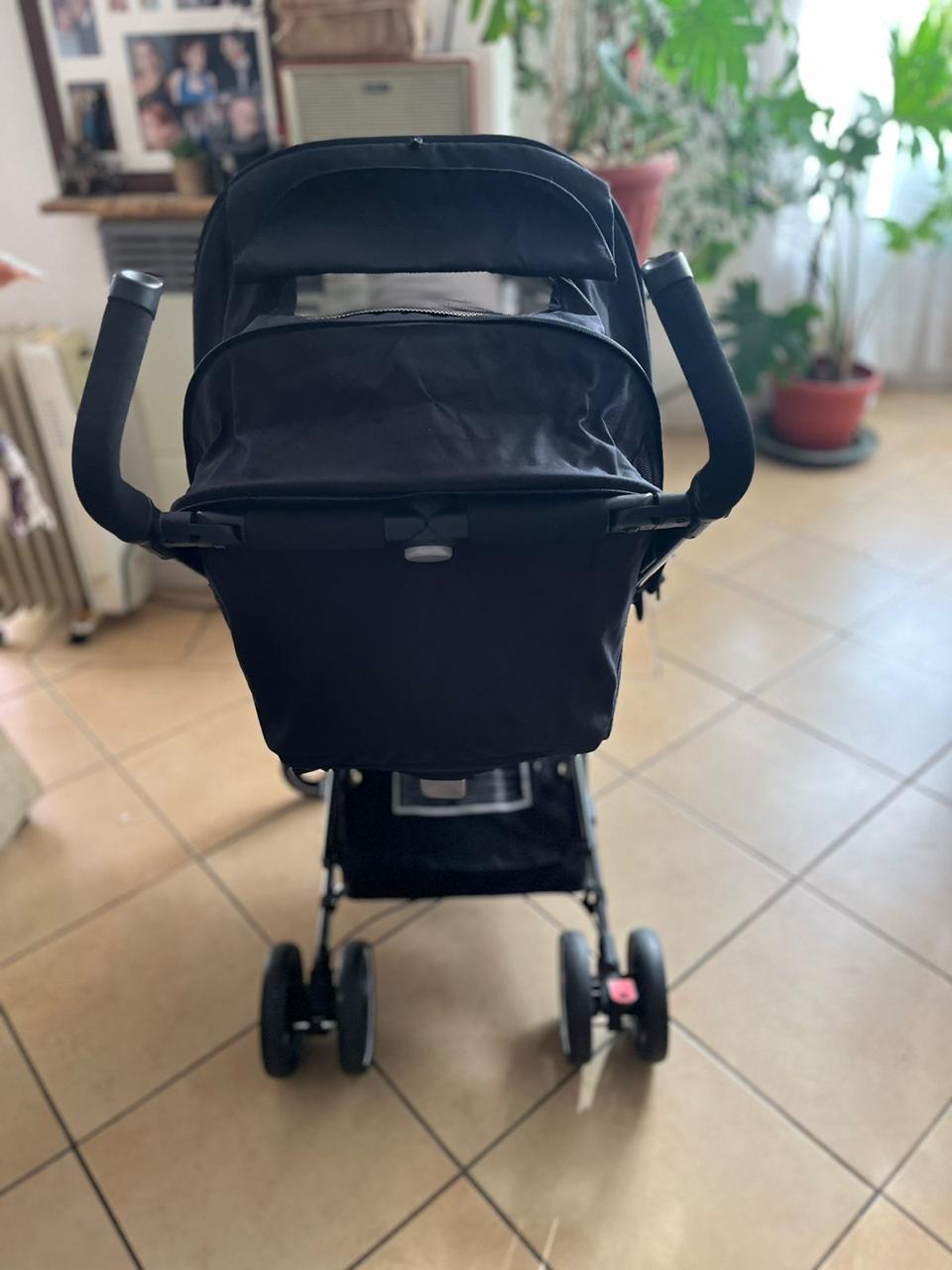 (#PG3354) Coche Mara XT Essent. Marca Maxi Cosi