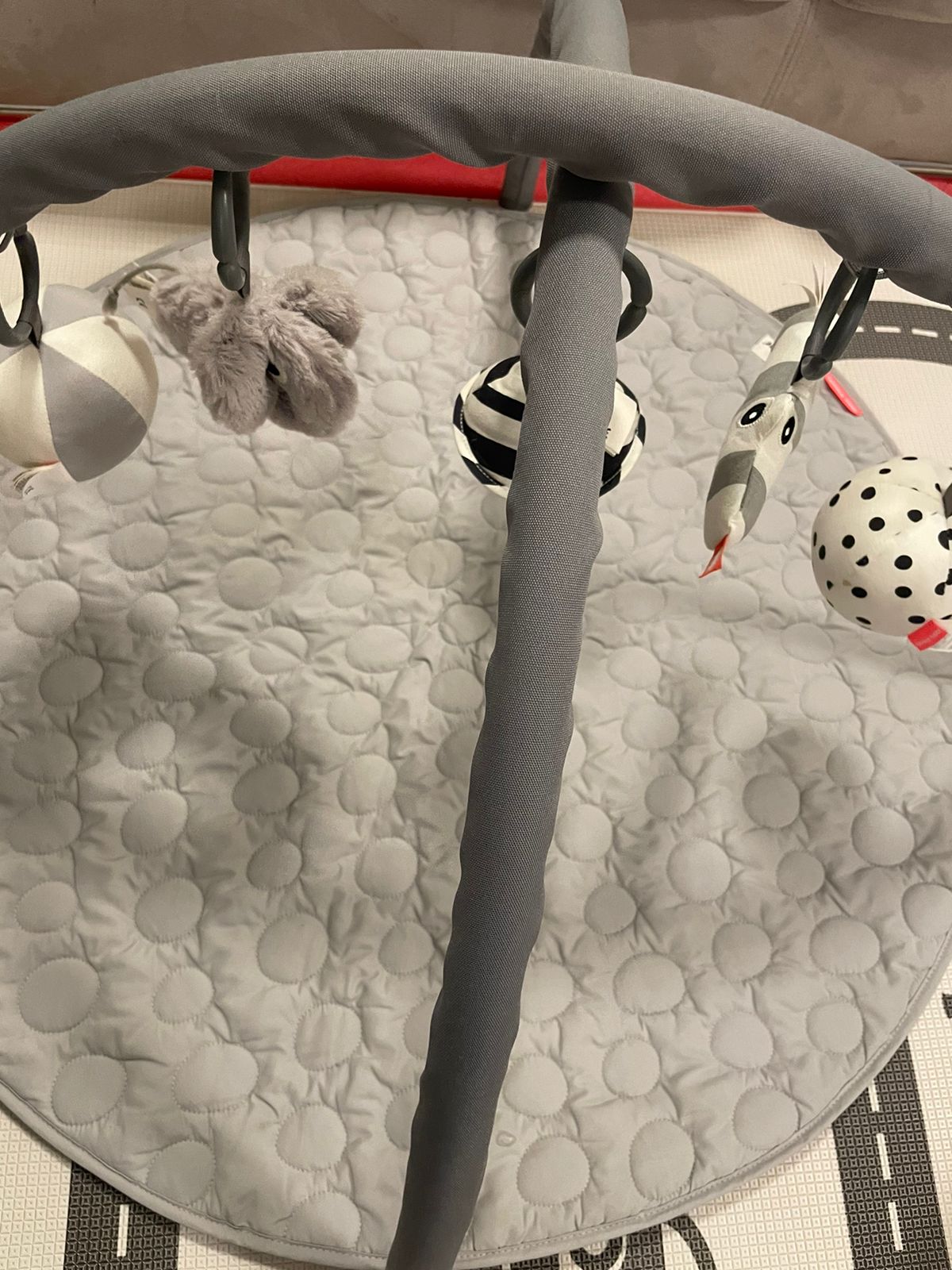 (#PG3415) Gimnasio. Marca Done by Deer