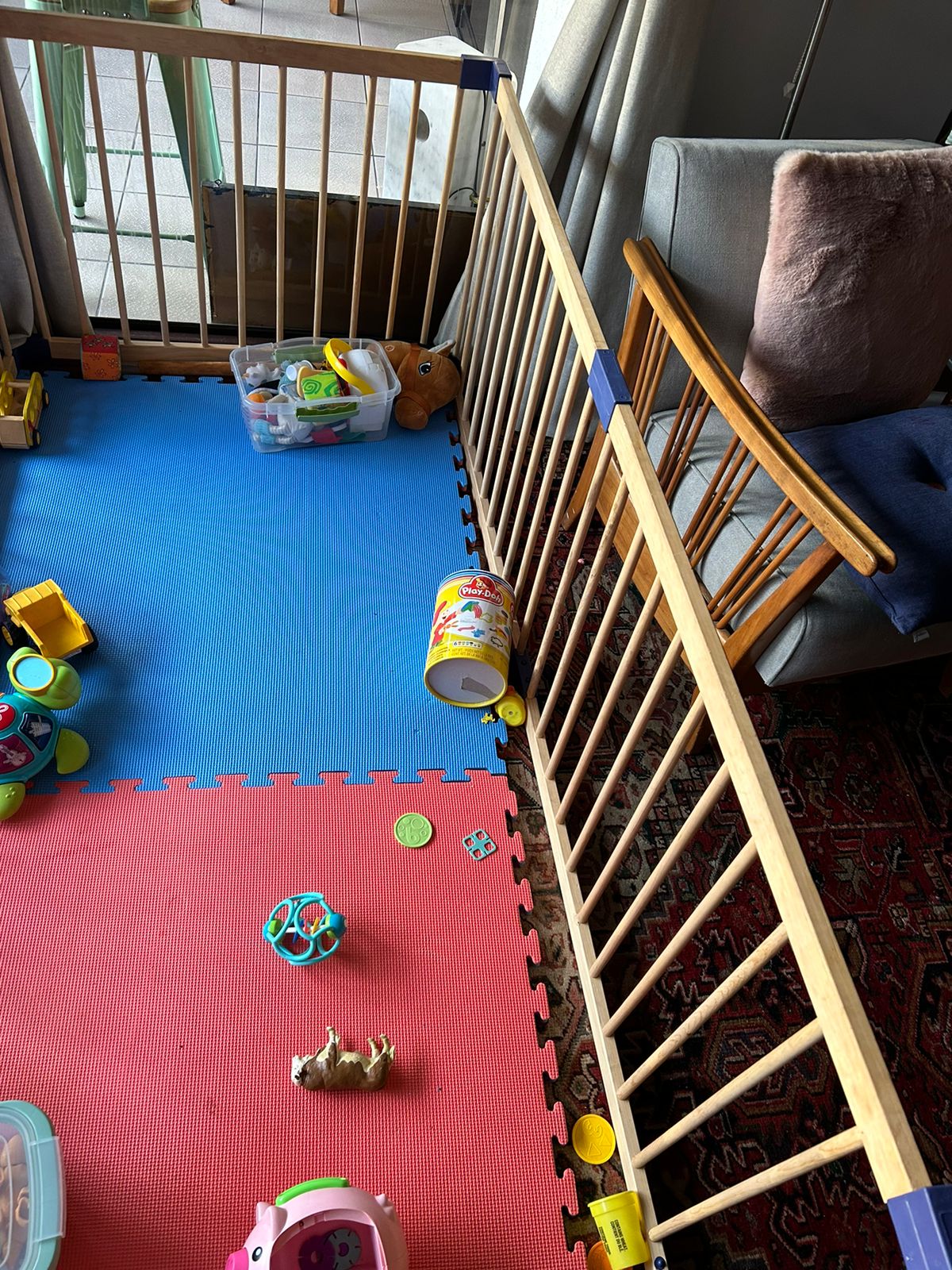 (#PG3425) Corral de madera. Marca Safety 1rst