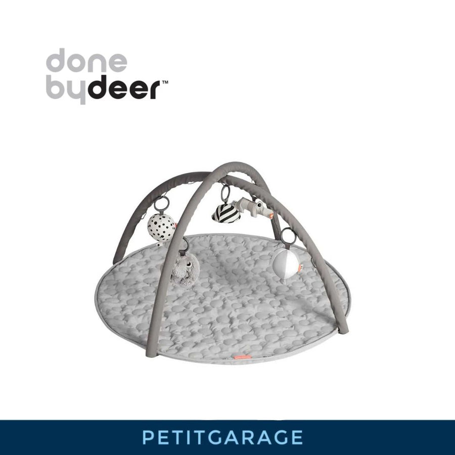 (#PG3415) Gimnasio. Marca Done by Deer