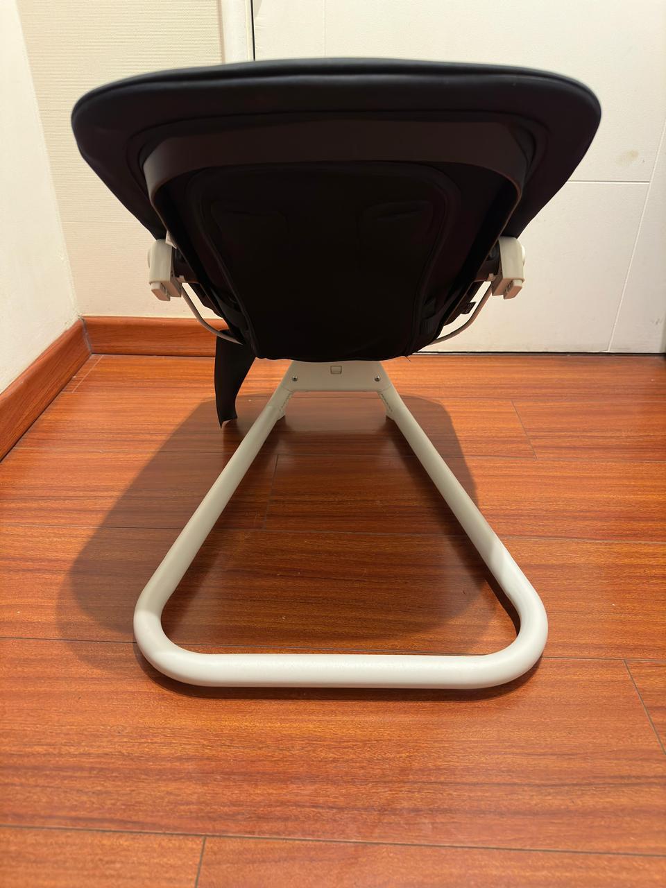 (#PG3427) Silla Mecedora. Marca Cybex
