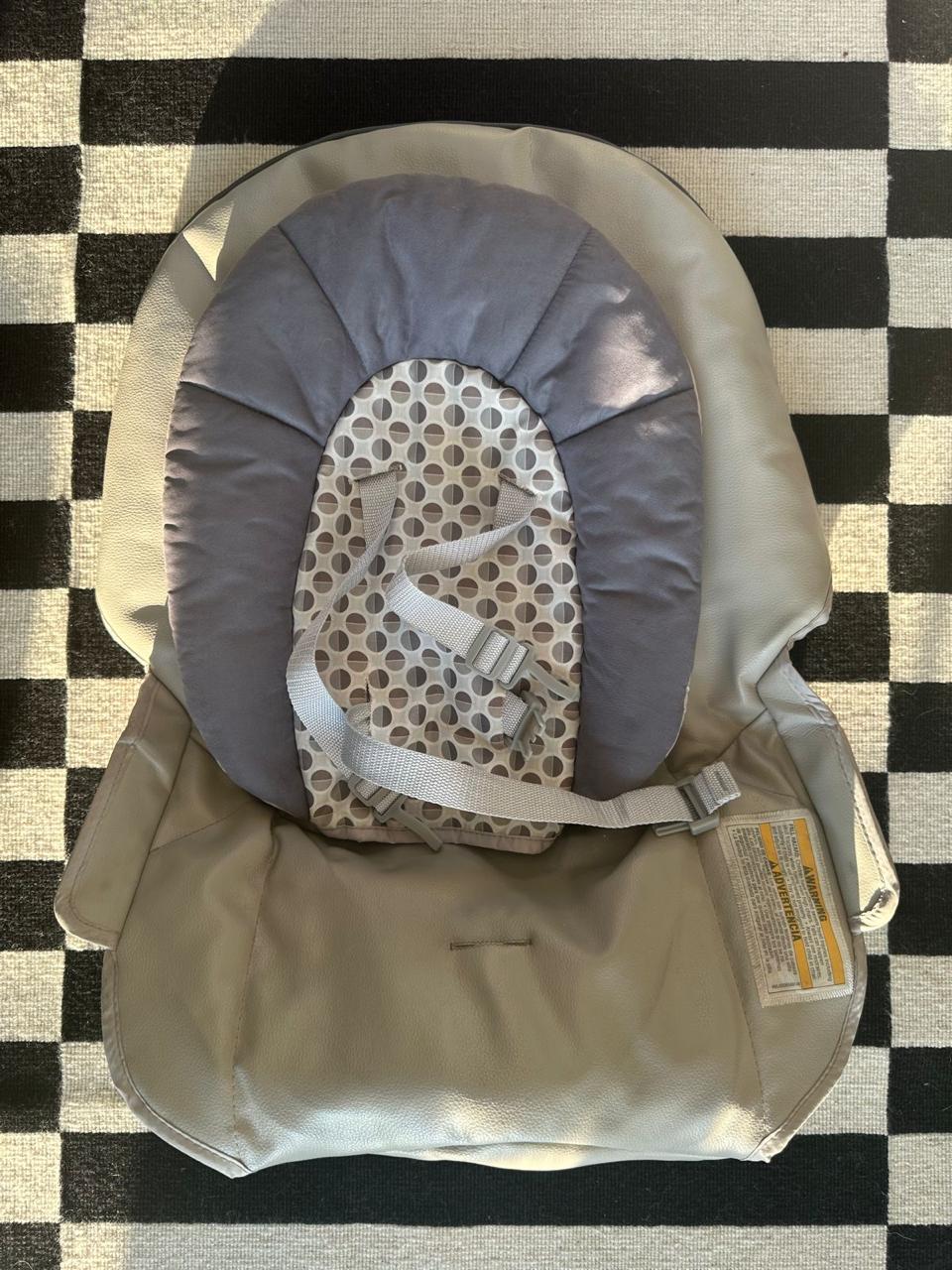 (#PG3447) Silla de comer 6 en 1 . Marca Graco