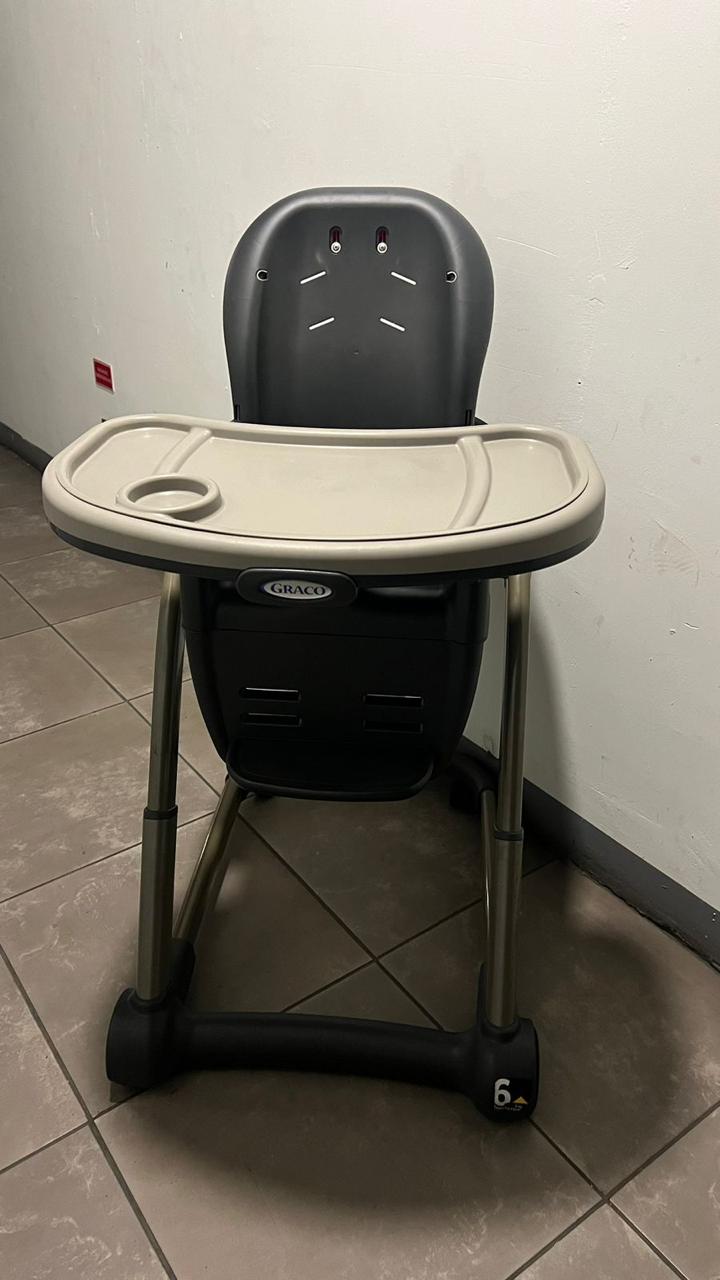 (#PG3447) Silla de comer 6 en 1 . Marca Graco