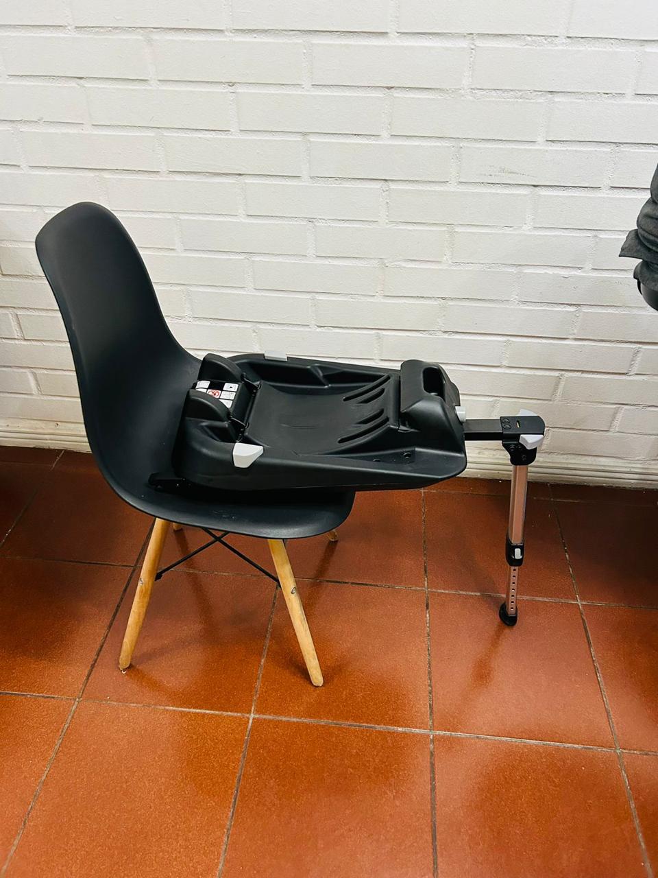 (#PG3477) Coche Travel System Delta. Marca Bebeglo