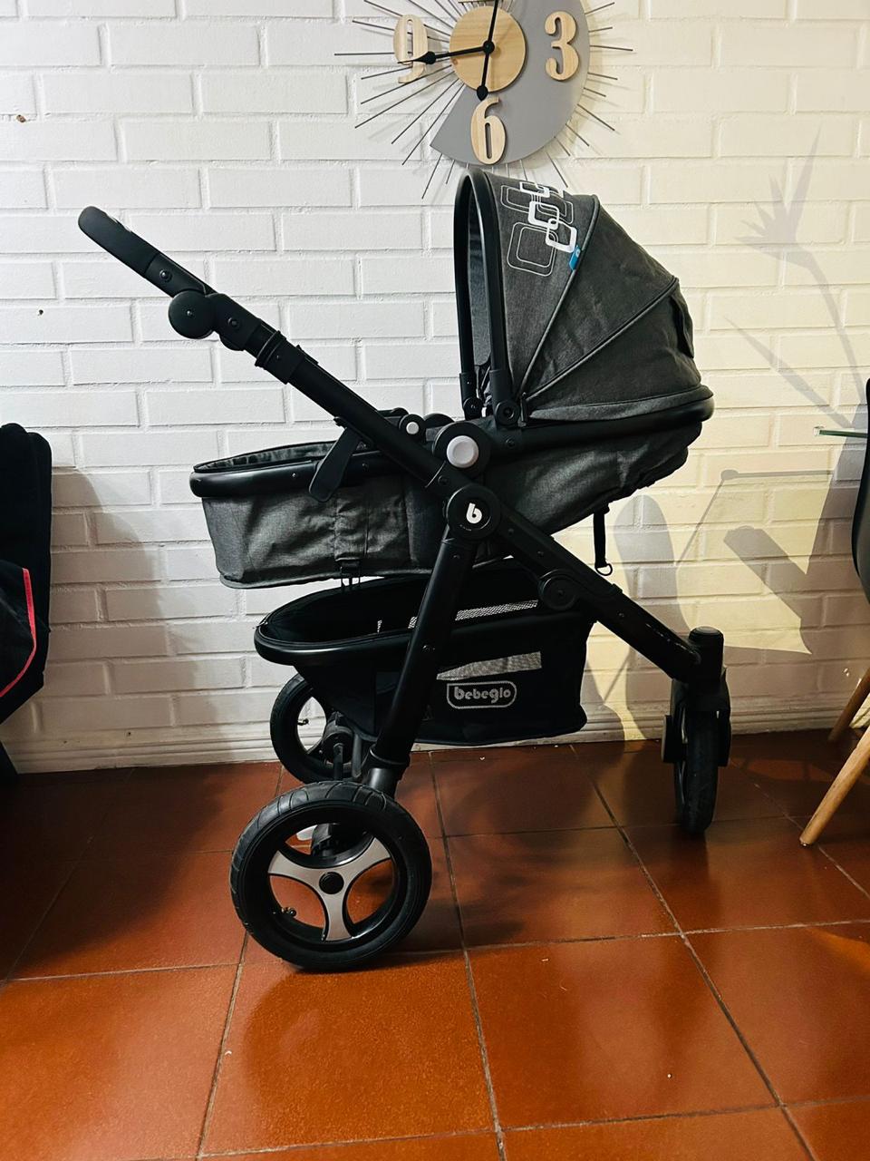(#PG3477) Coche Travel System Delta. Marca Bebeglo