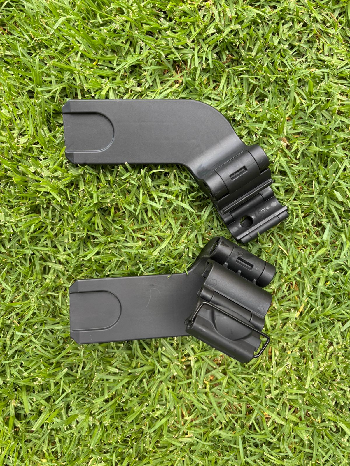 (#PG4350) Silla de auto modelo Aton B2 + Base One + Adaptadores para coches Cybex y GB. Marca Cybex