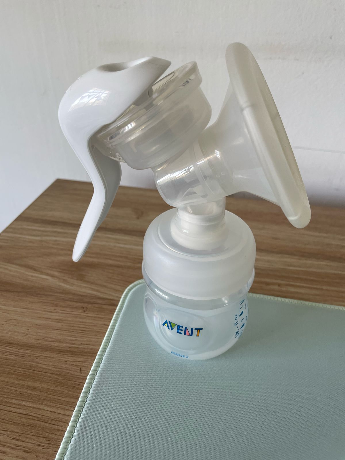 (#PG4479) Extractor de leche manual. Marca Philips Avent