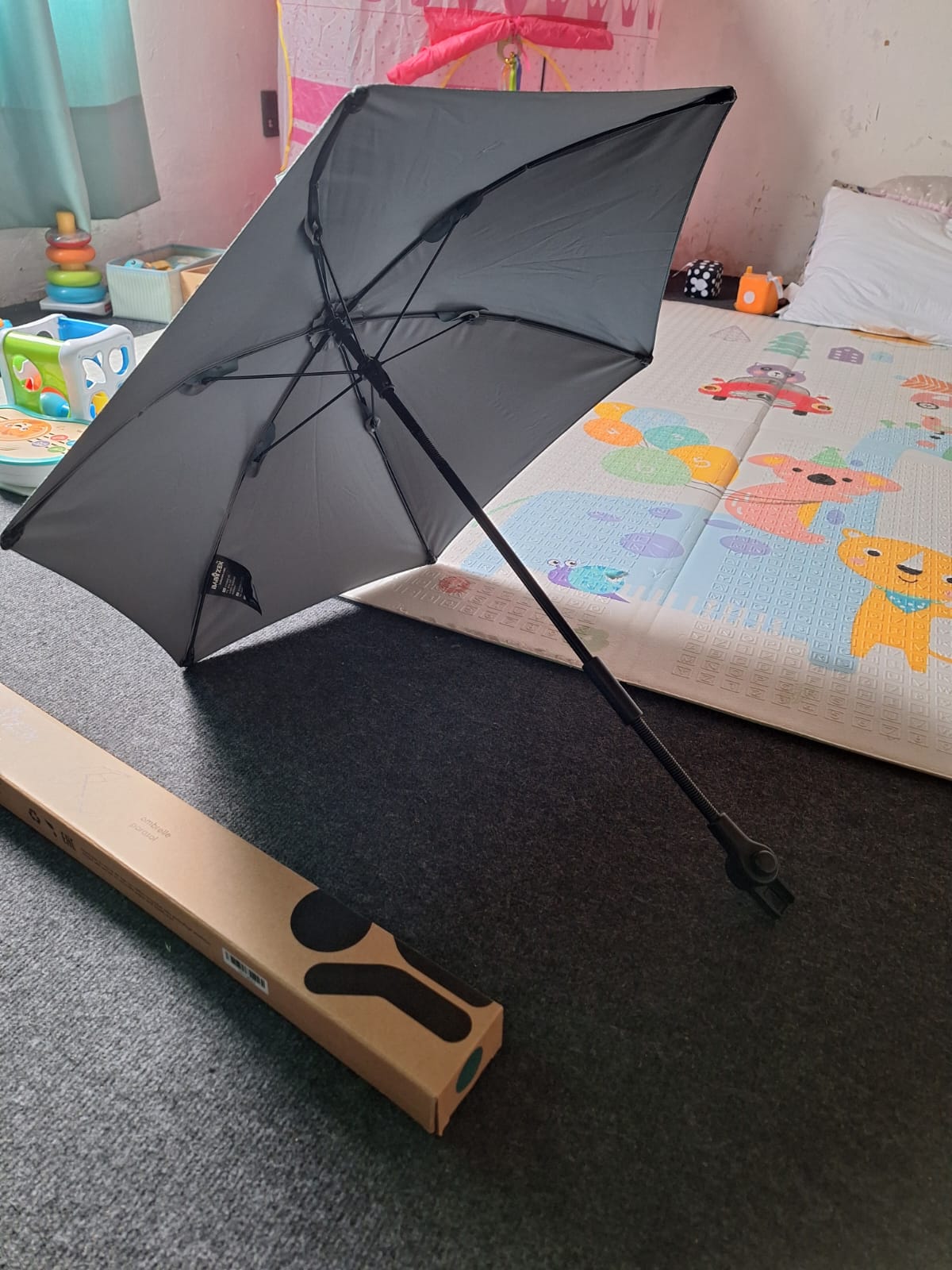 (#PG4552) Sombrilla para coche. Marca Yoyo