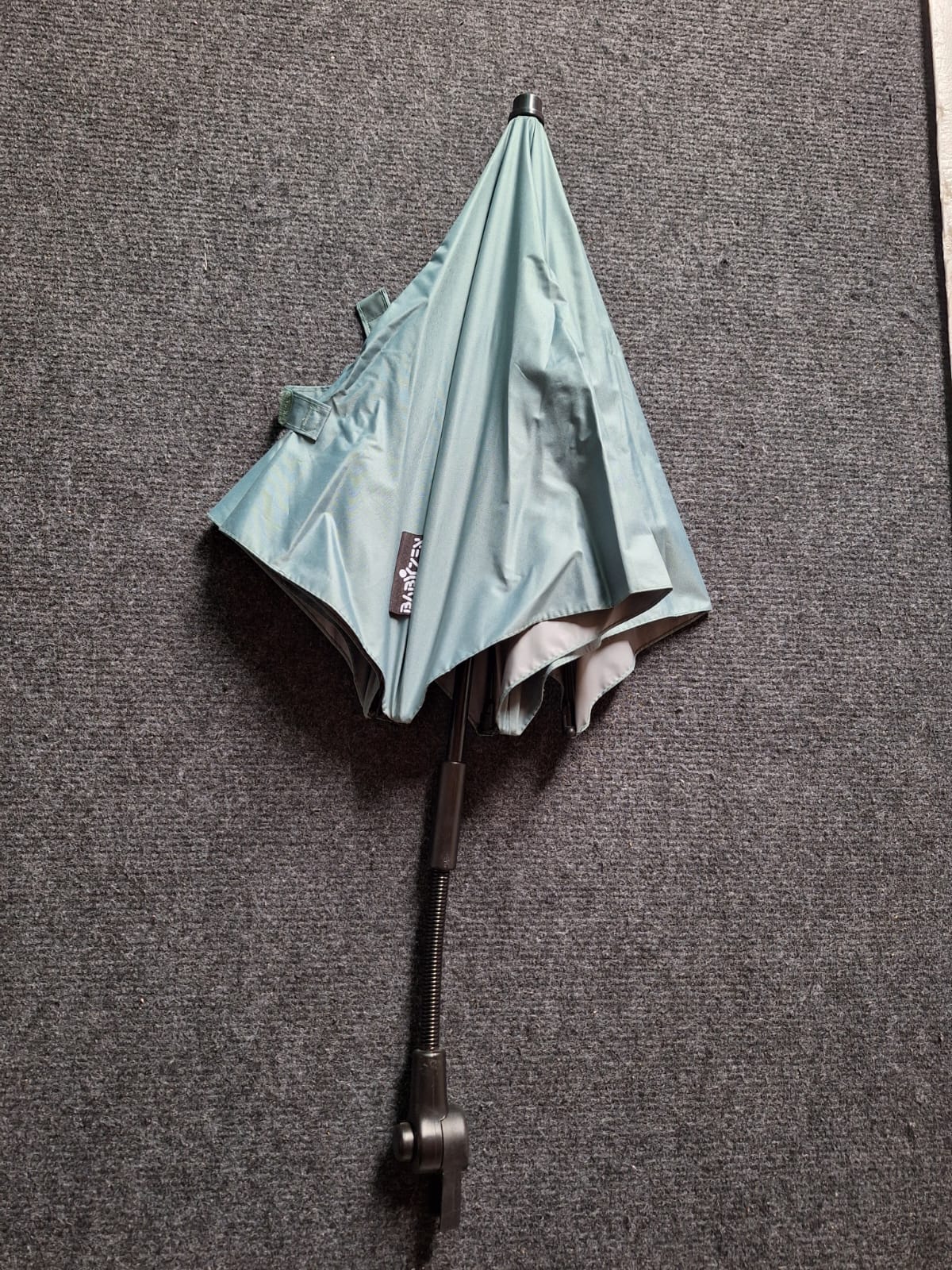 (#PG4552) Sombrilla para coche. Marca Yoyo