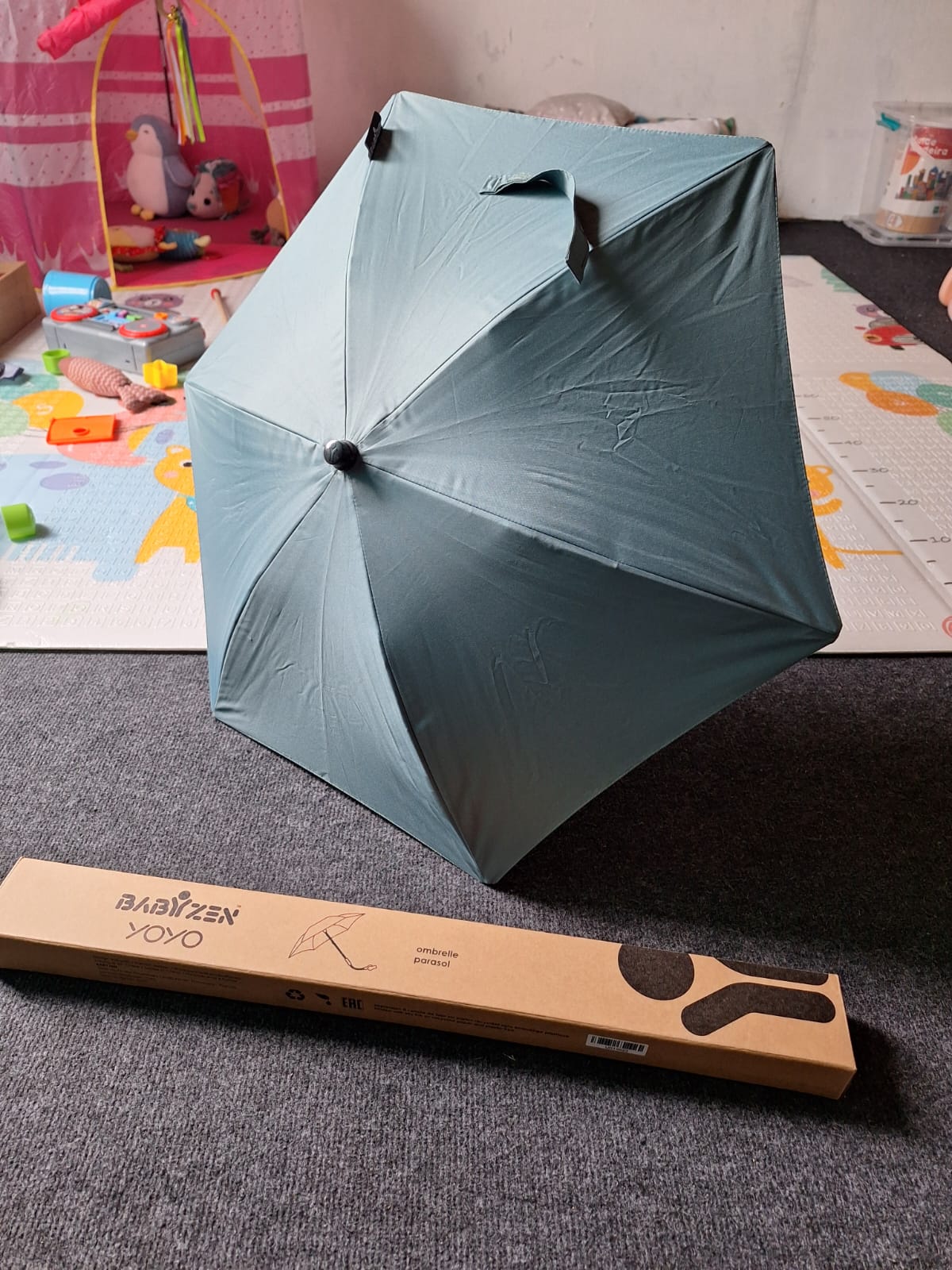 (#PG4552) Sombrilla para coche. Marca Yoyo