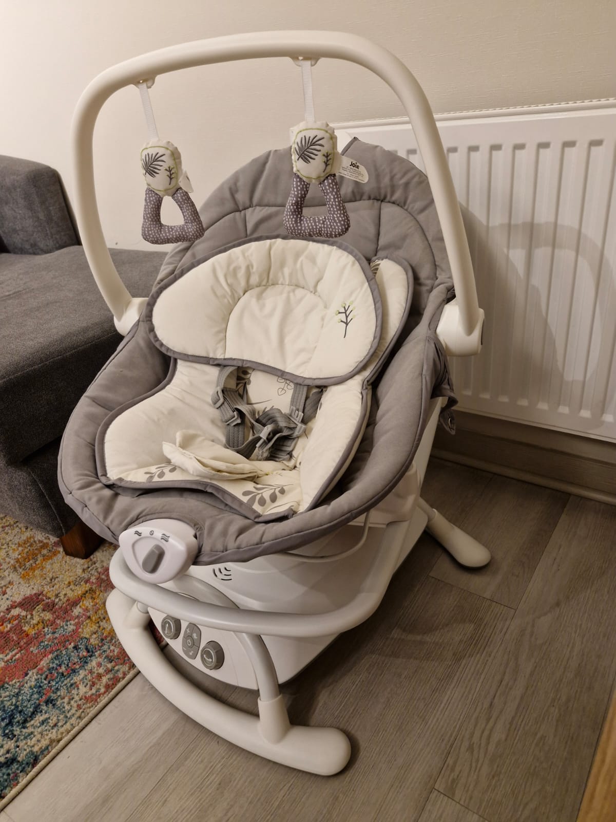 (#PG4637) Mecedora modelo Sansa 2 en 1. Marca Joie