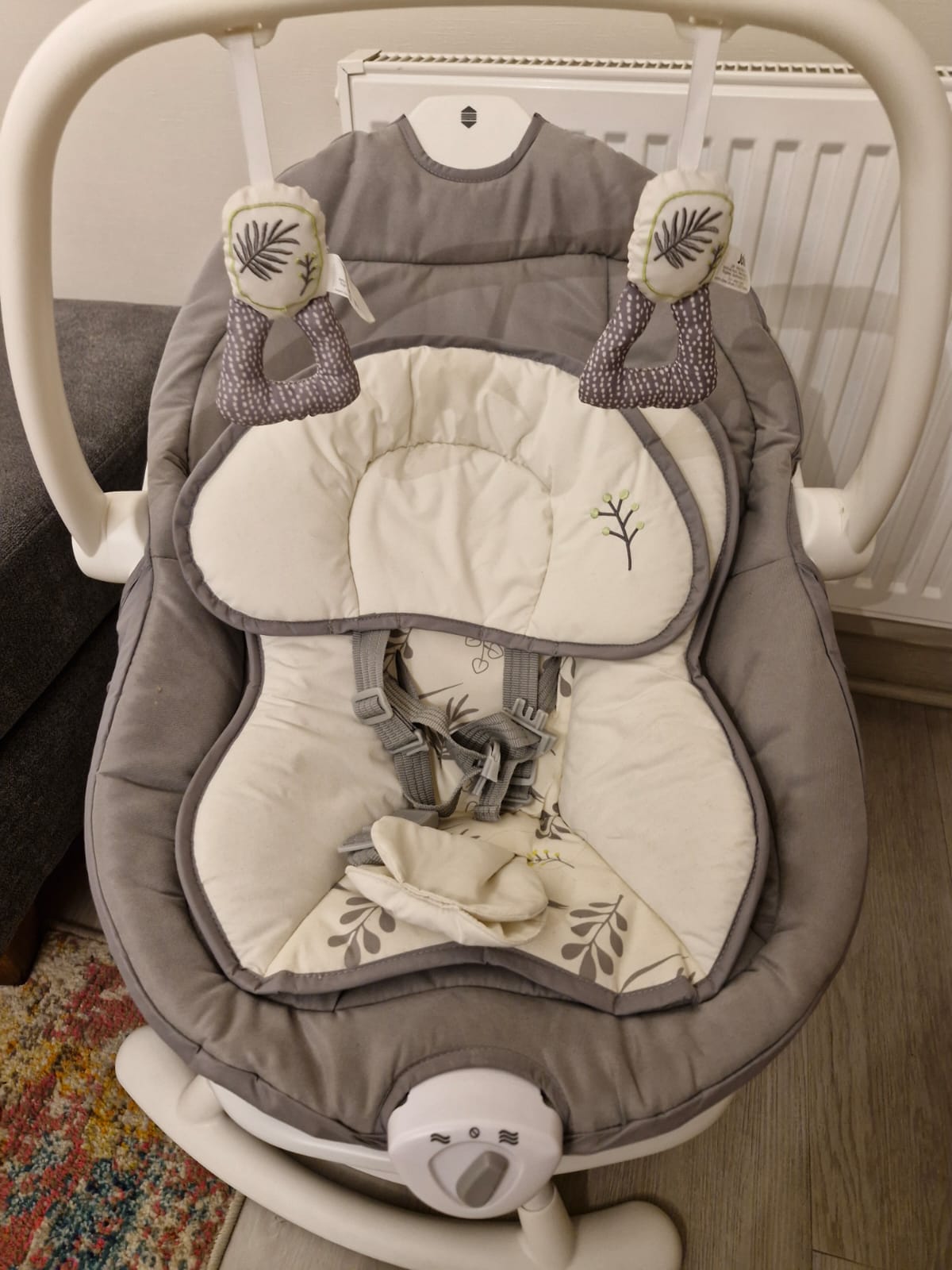 (#PG4637) Mecedora modelo Sansa 2 en 1. Marca Joie