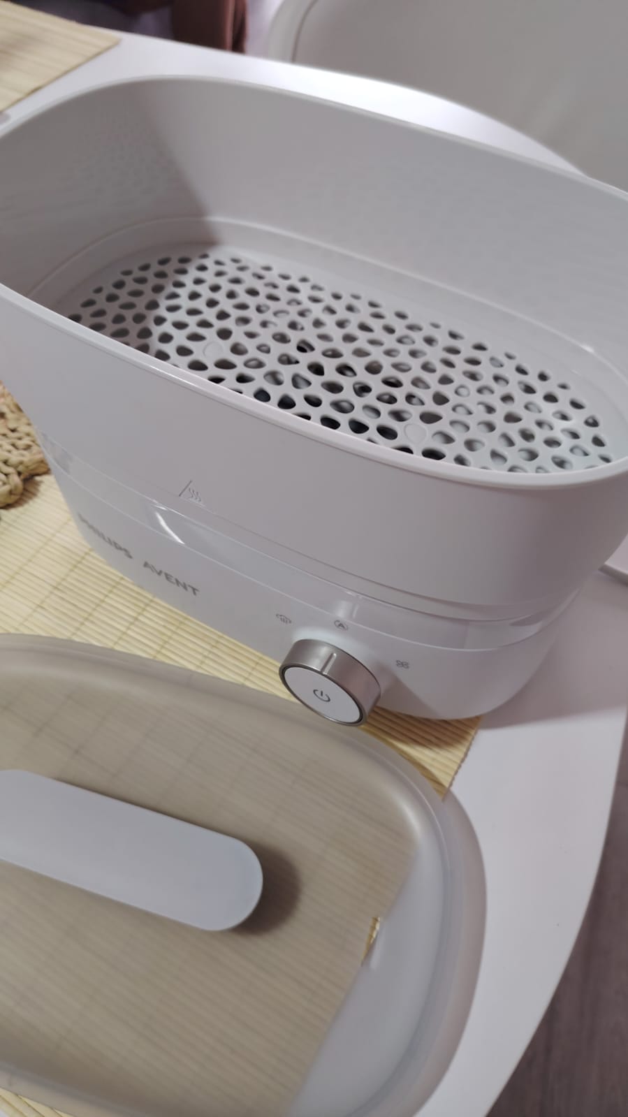 (#PG4954) Esterilizador y secador de mamaderas. Marca Philips Avent