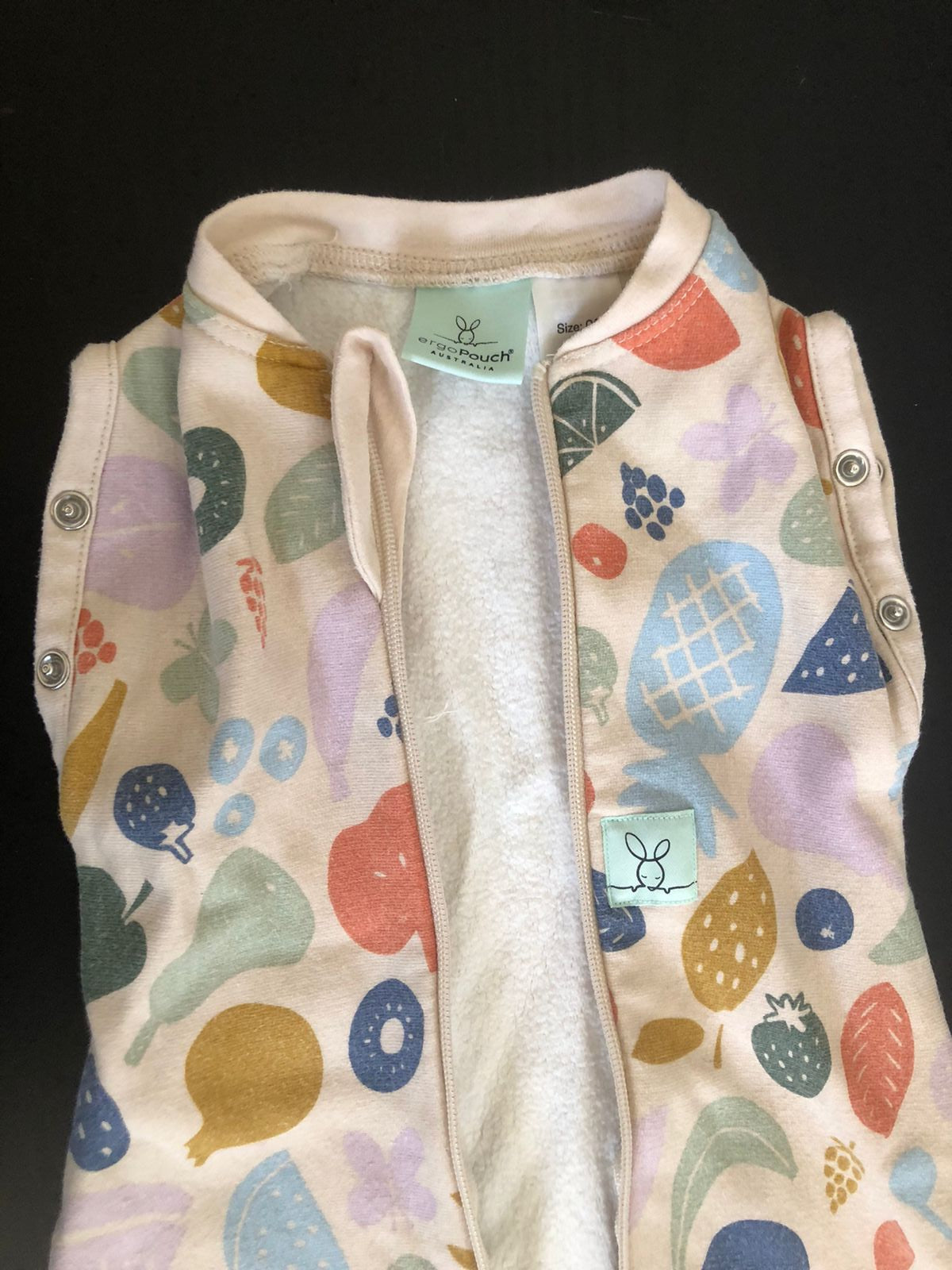 (#PG5267) Saquito de dormir modelo Fruit Salad. Marca Ergopouch