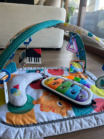 (#PG5284) Gimnasio modelo Discovery Gym Pataditas. Marca Baby Einstein